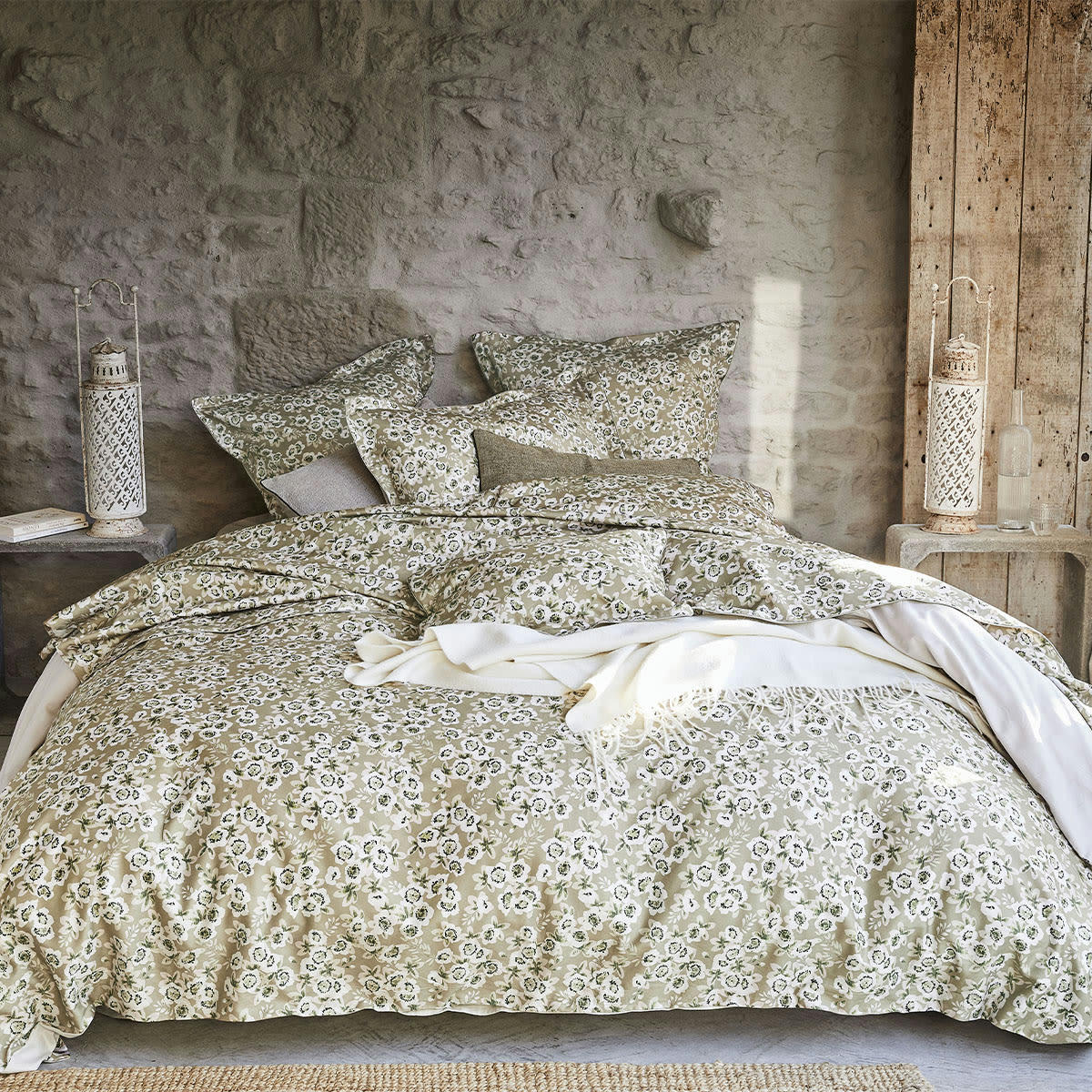 BLOSSOM - Taie d'oreiller en satin de coton bio beige 50x75