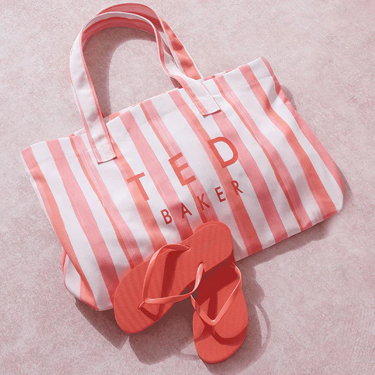 Women's Holiday Shop