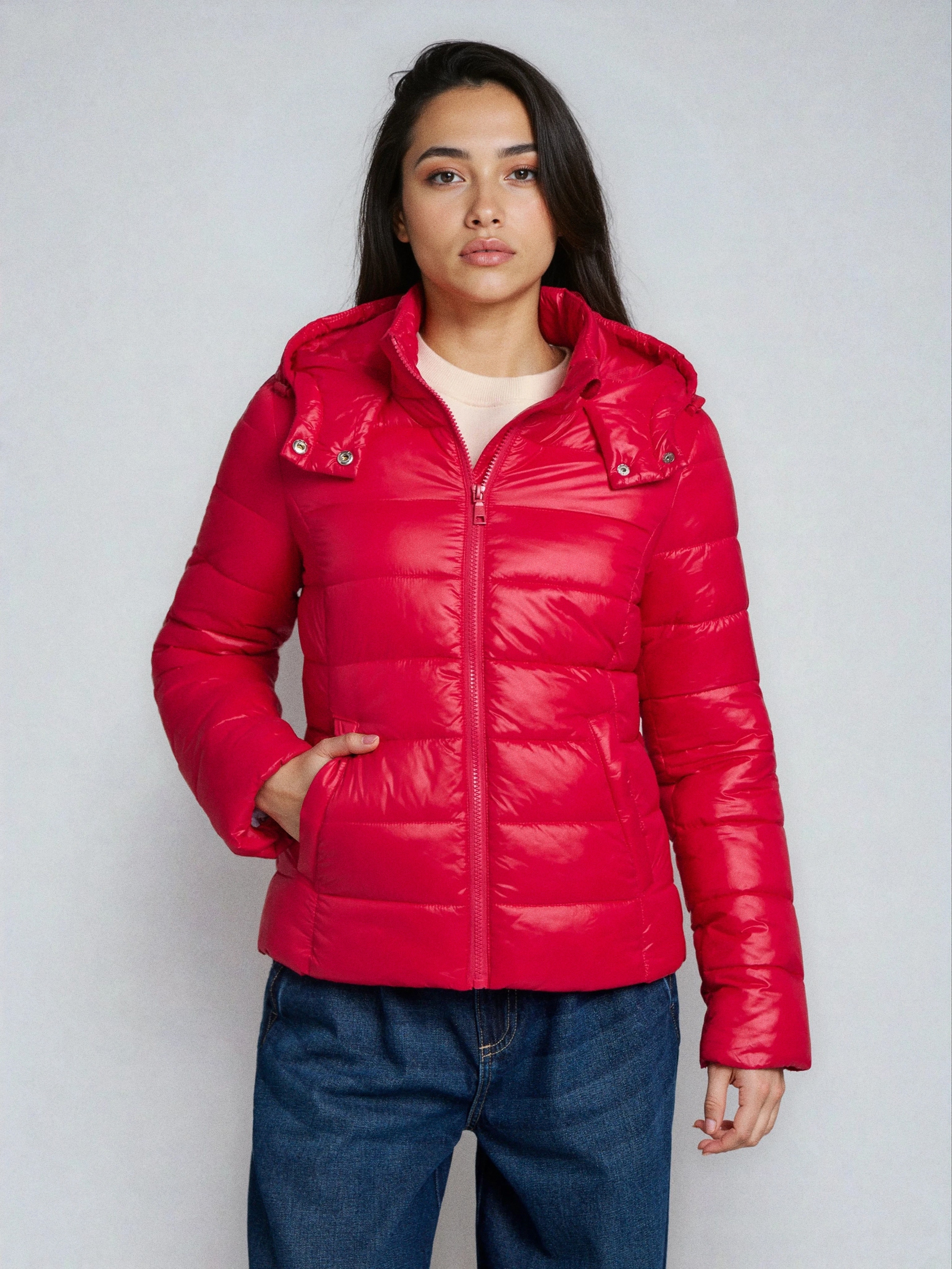 Pikowana kurtka puffer z kapturem