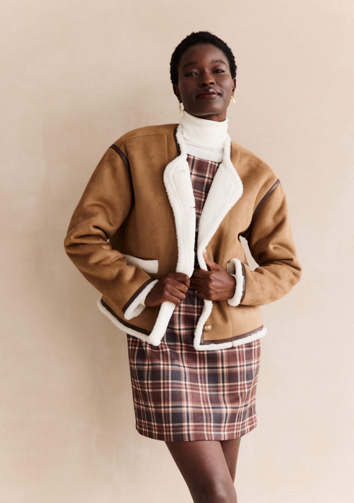 Korte jas in schapenvacht-look