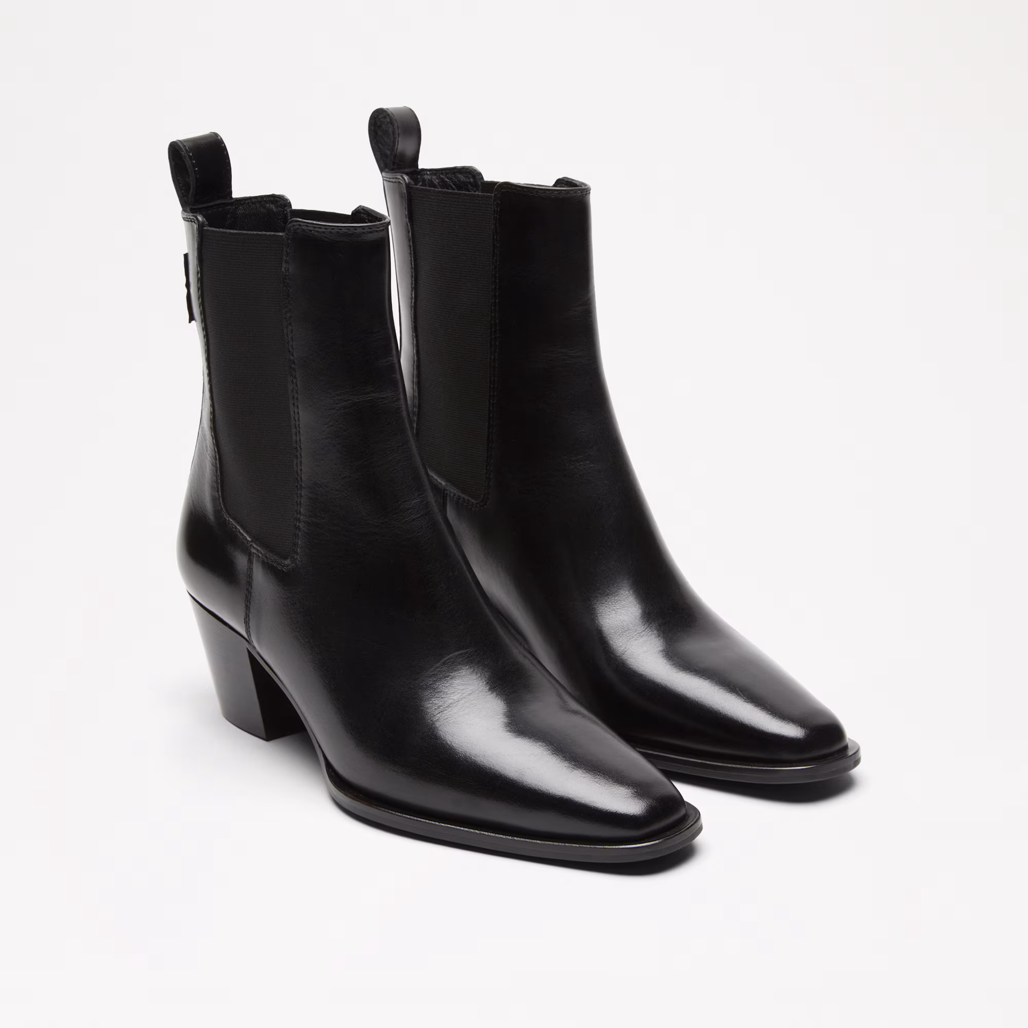 CalleWestern Chelsea Boot