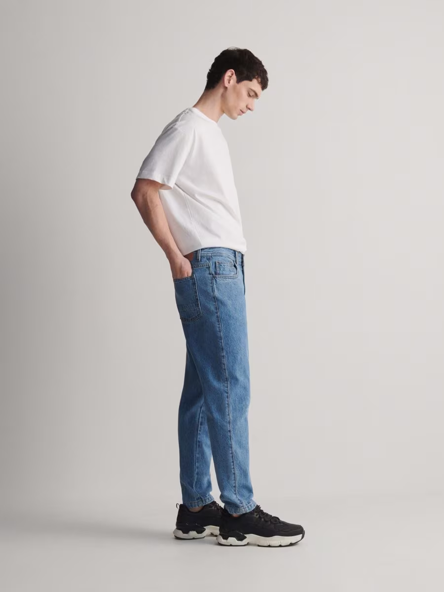 Carrot Fit Jeans