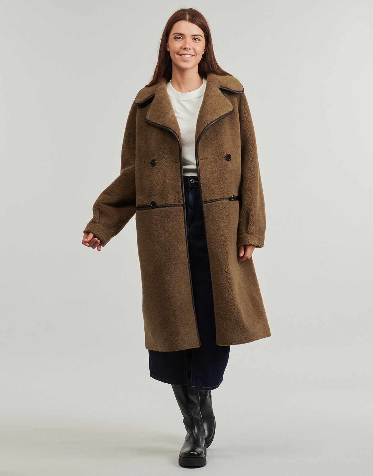 Oakwood - TILDA - Brown / Dark