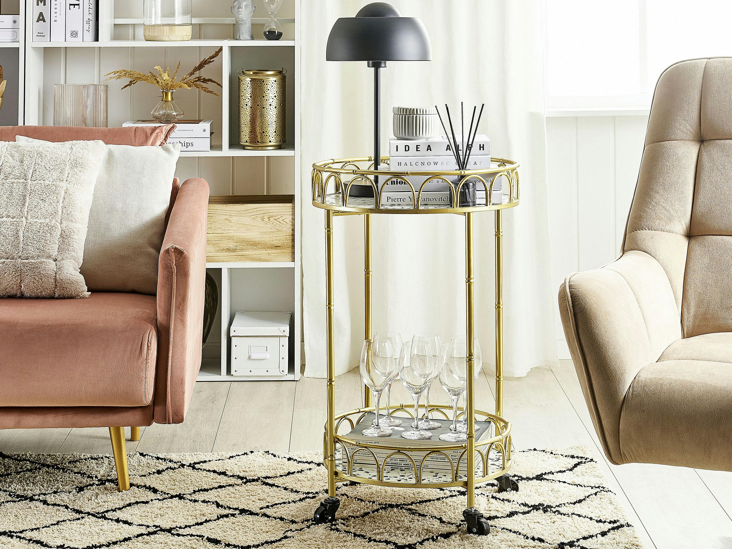 SHAFTER - Desserte de cuisine ronde dorée et blanche effet terrazzo