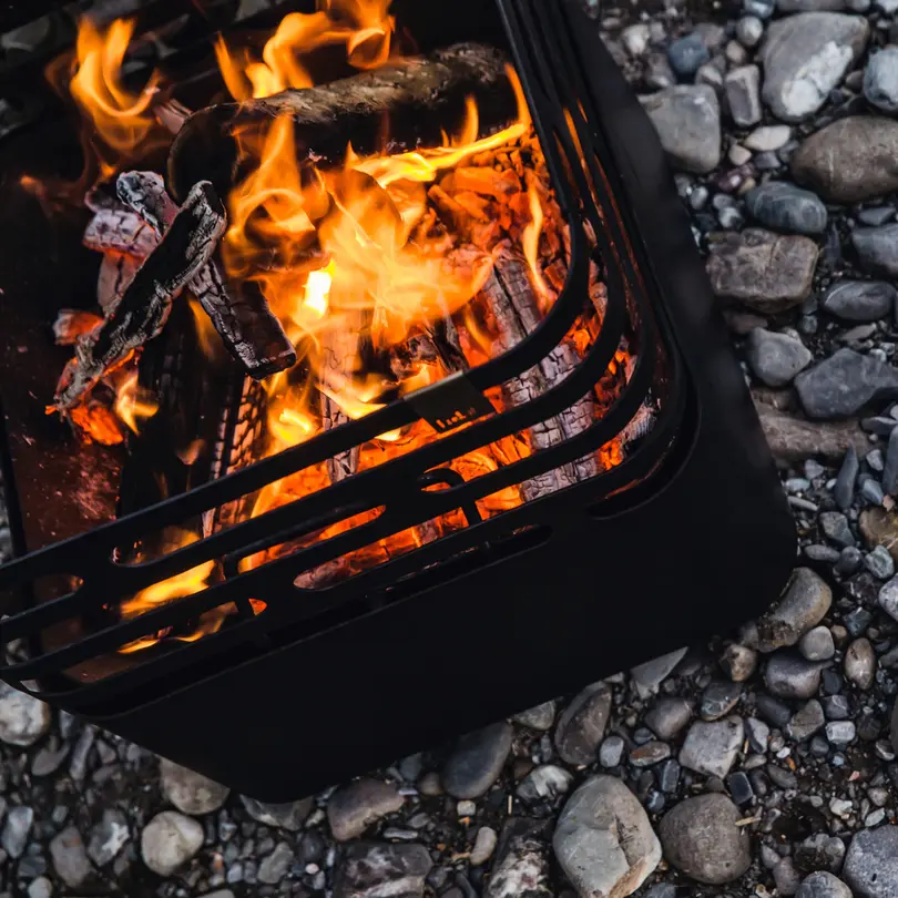 Feuerkorb & Grill Cube