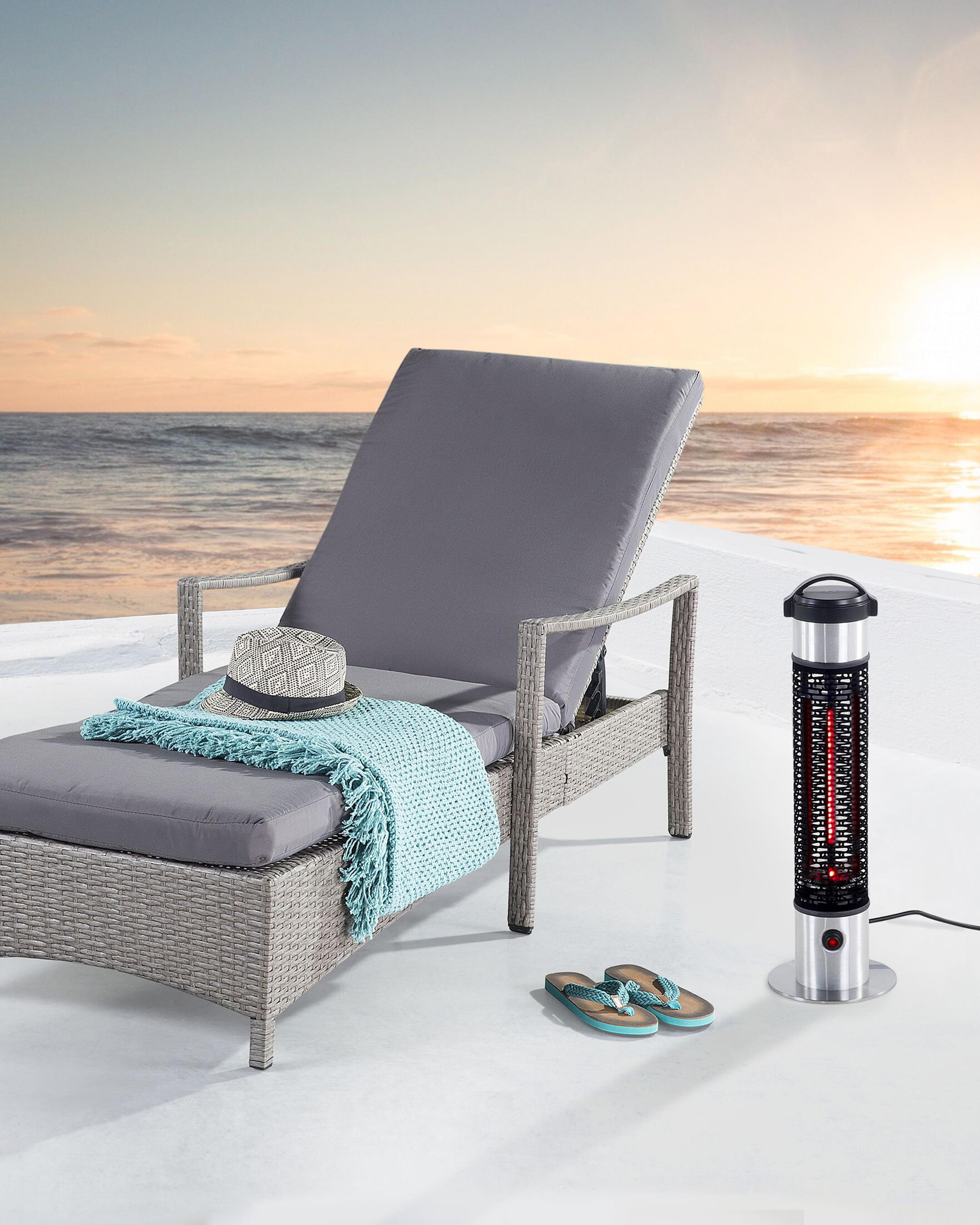 Freestanding Infrared Patio Heater VEZUVIO 800 W Black