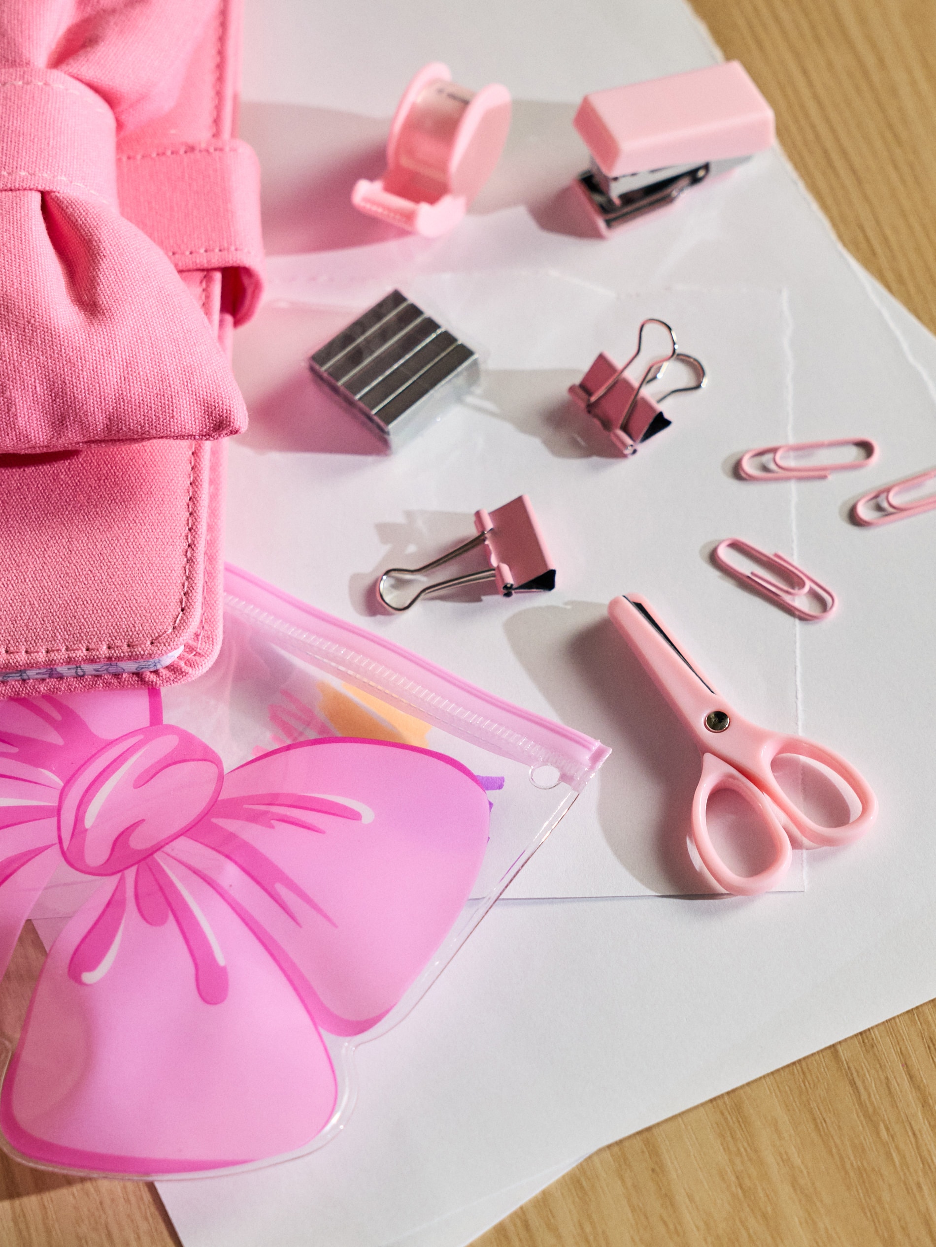 Zestaw papierniczy z etui w kształcie kokardy 6 pack