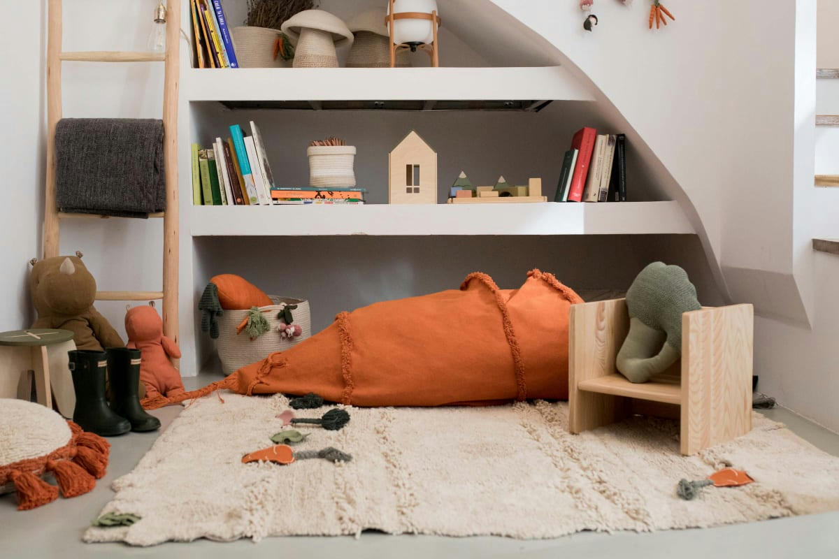 OLIETCAROL - Pouf géant Cathy la carotte x Oli & Carol (100 x 55 cm)