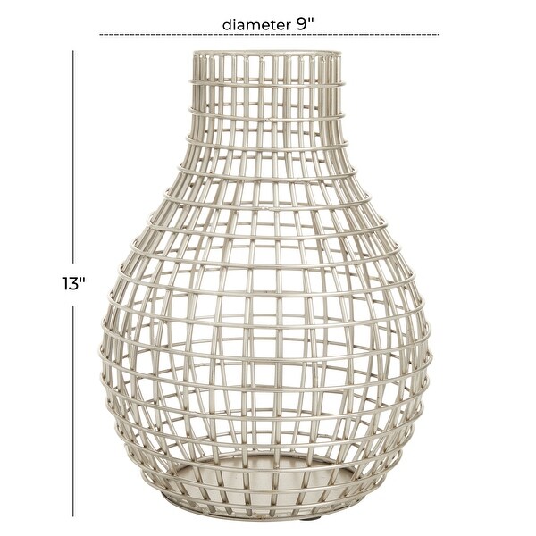 CosmoLiving by Cosmopolitan Metal Modern Vase