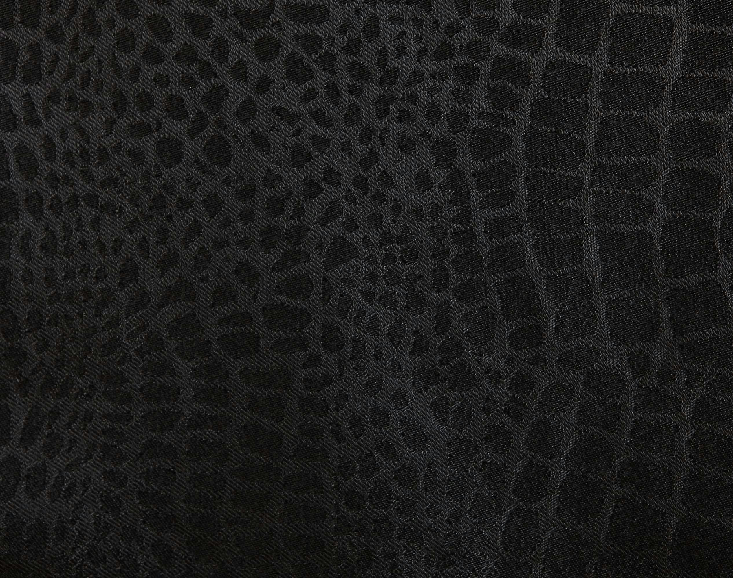 SKINNY - Nappe rectangulaire 150x250 noire en polyester