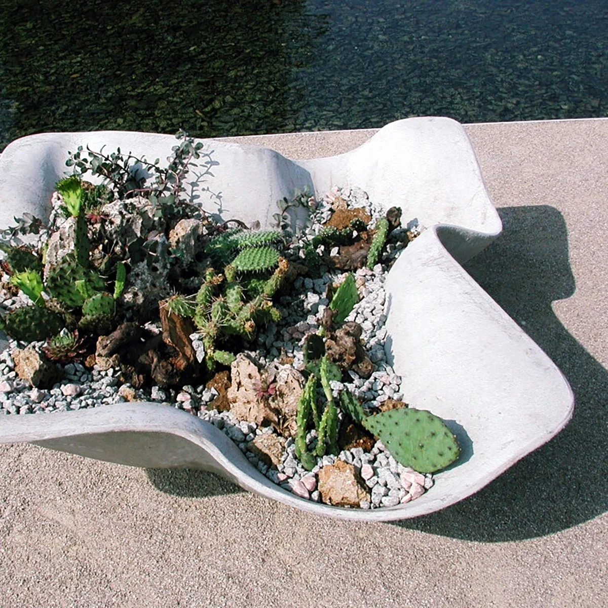 Eternit - Biasca Pflanzentopf, 93 x 93 x 32 cm, naturgrau