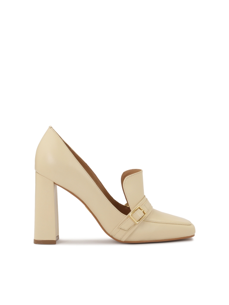 Slip-on lords pumps with high post