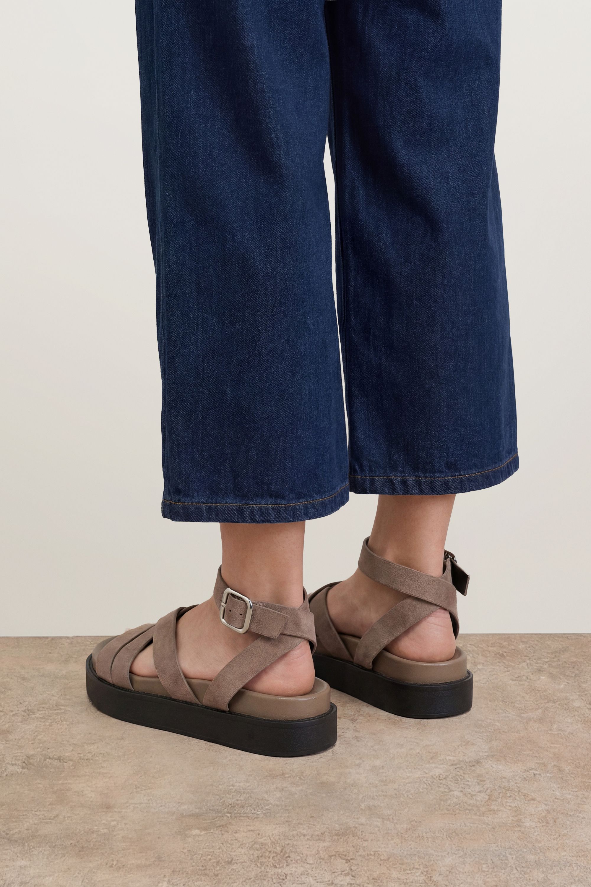 Oasis Narina Faux Suede Strappy Footbed Sandals