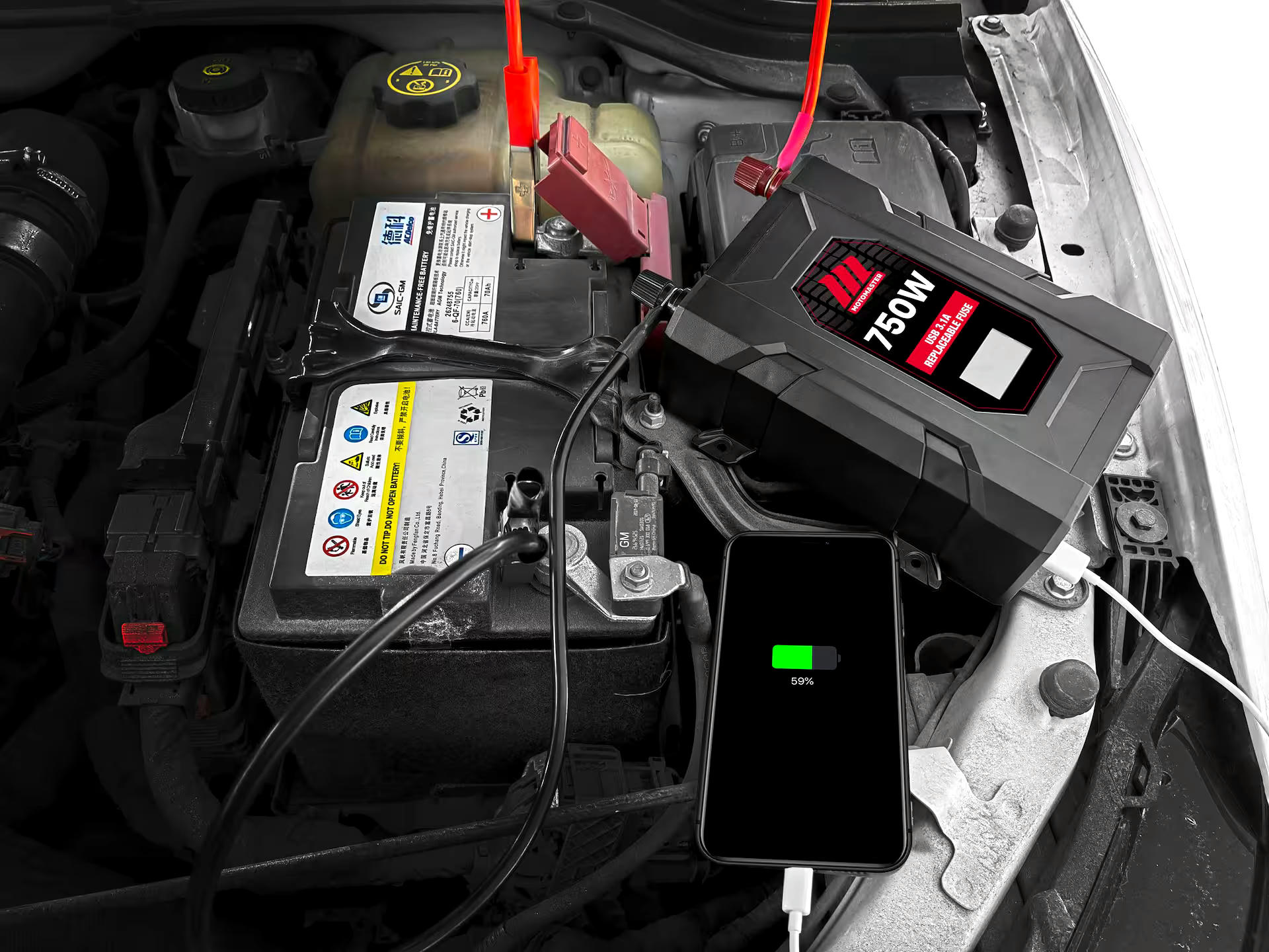MotoMaster 750W Power Inverter with LCD Screen, Grey