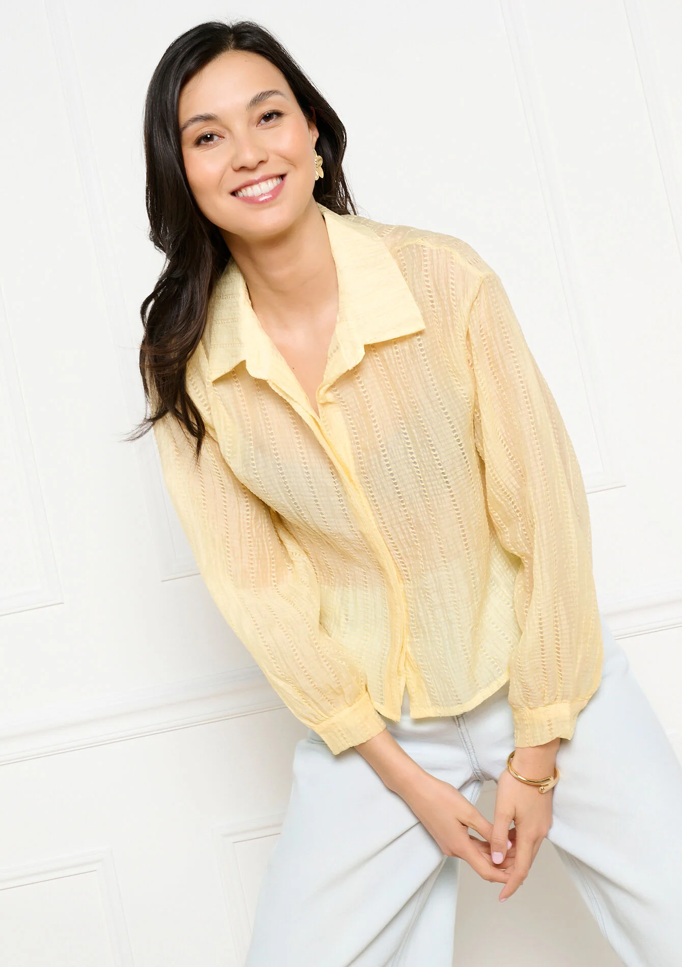 Licht getextureerd hemd