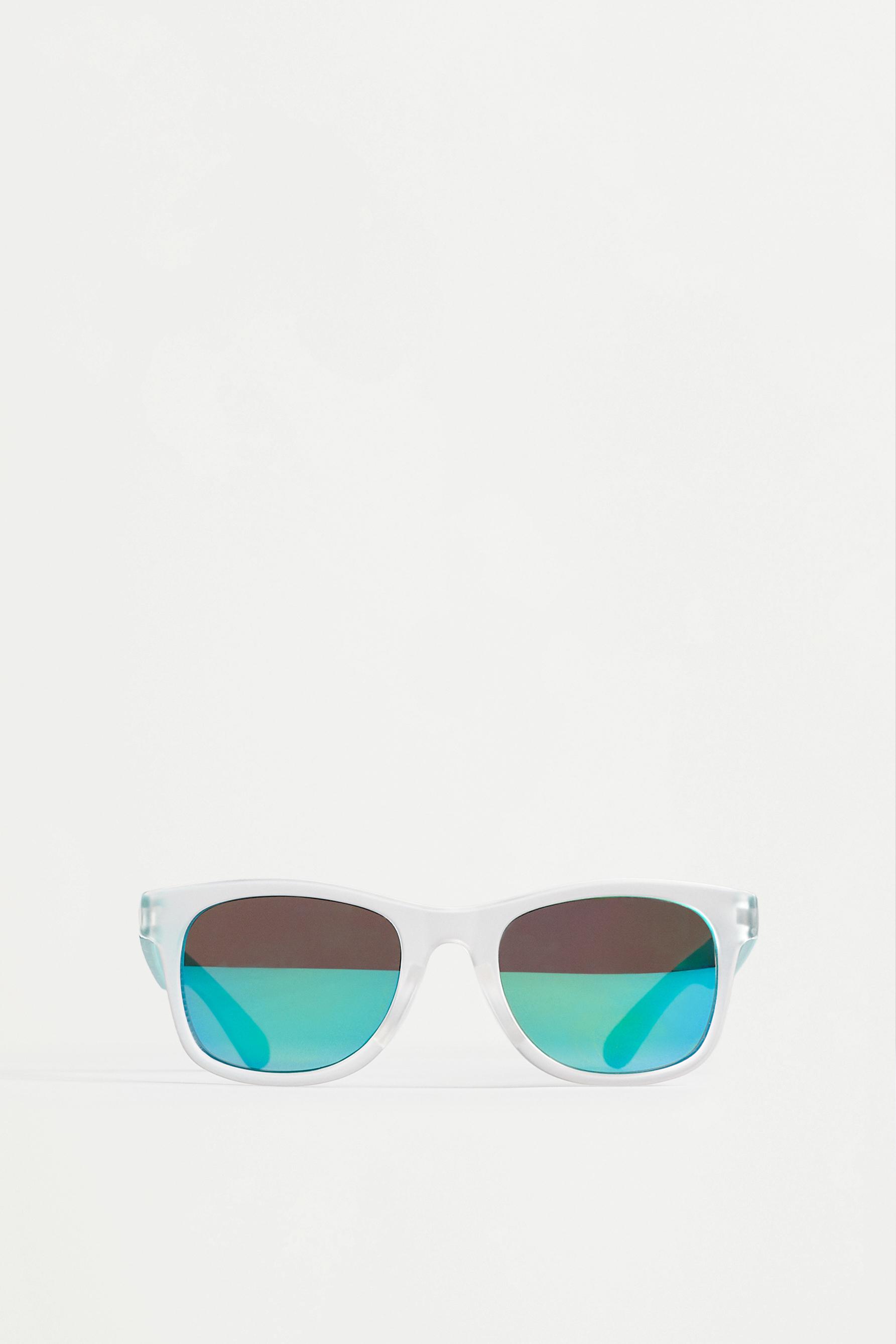 Gafas cuadradas transparentes