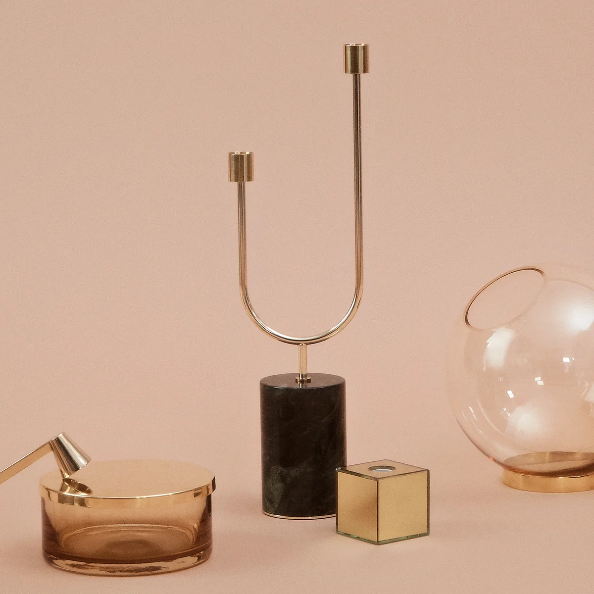 AYTM - Globe Vase
