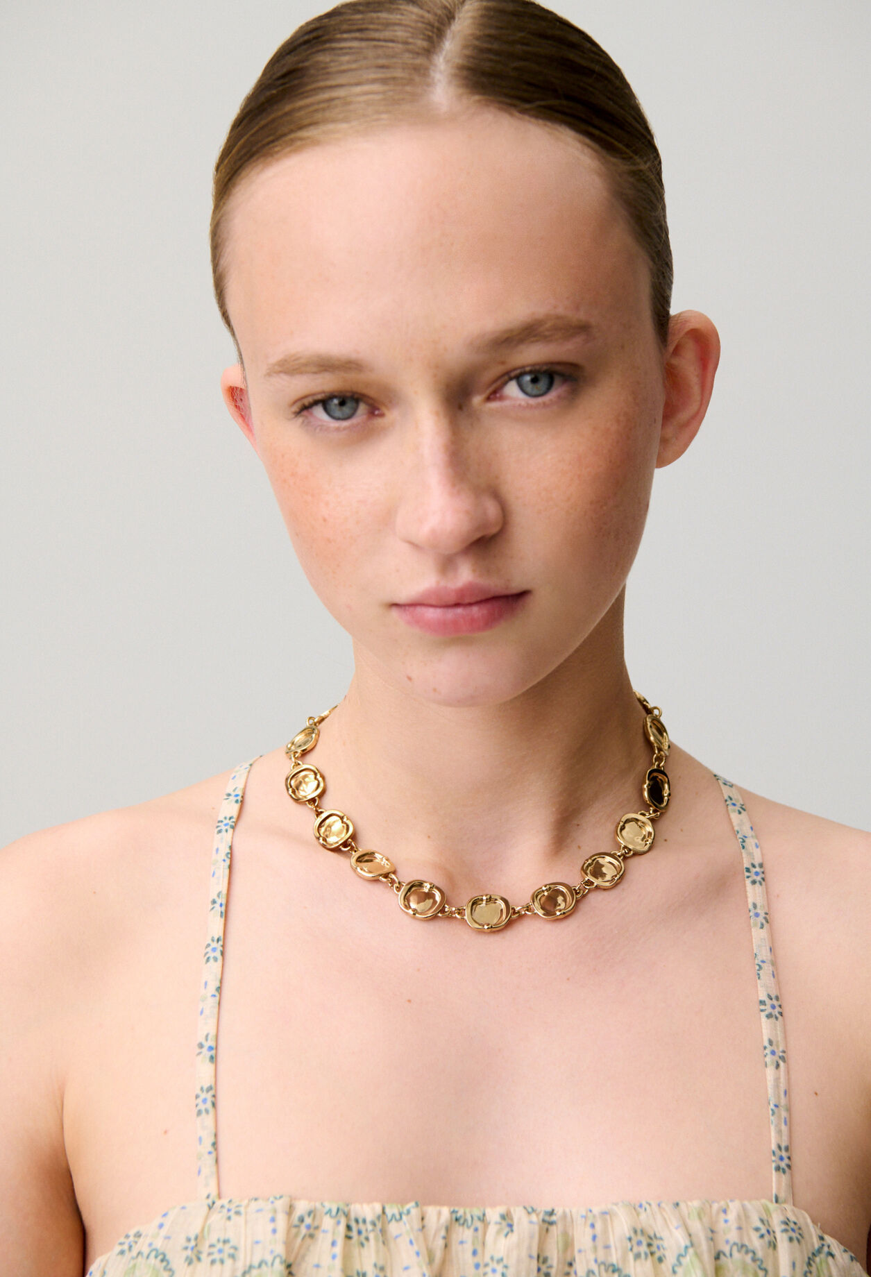 Collier cha&icirc;ne dorée