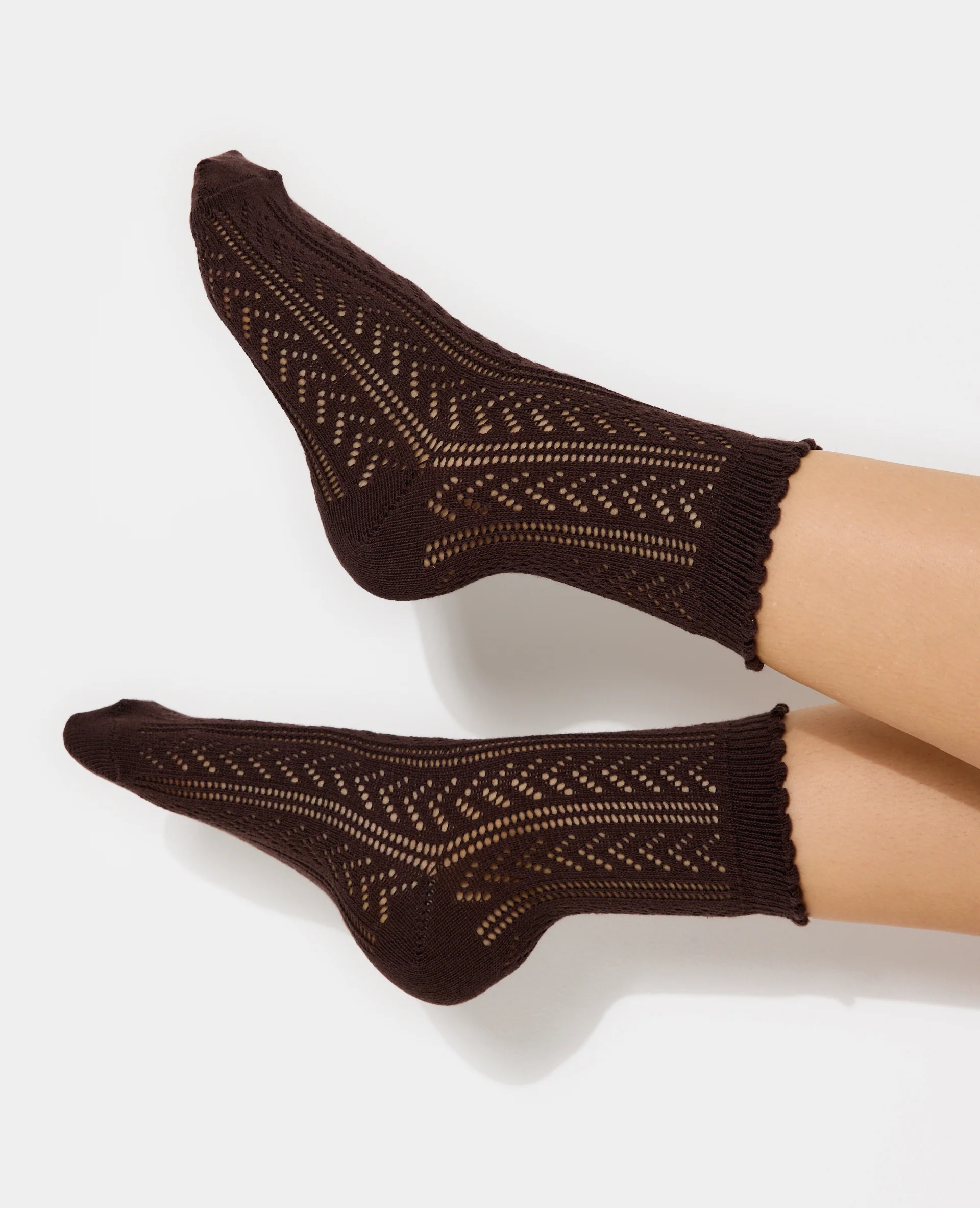 Paire de chaussettes en maille ajourée