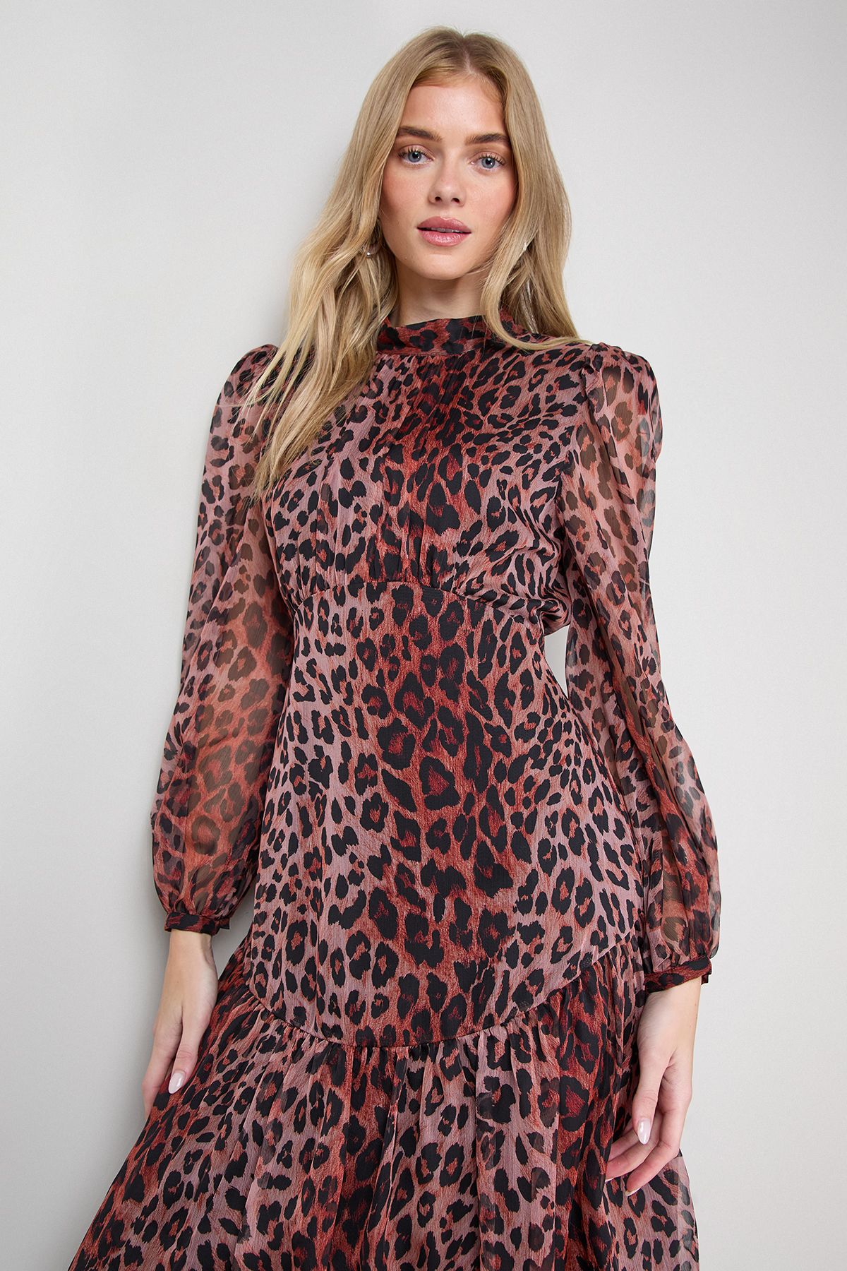 Oasis Printed Dropped Curved Waist Long Sleeve Maxi Dress