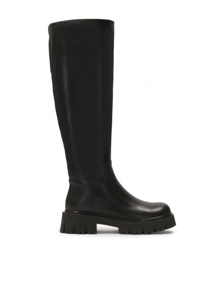 High boots on track sole