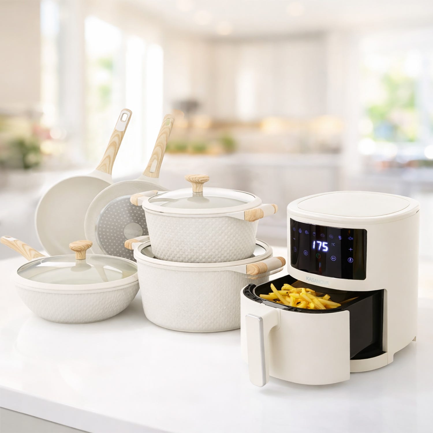 Set Batteria 8 pezzi Bambù e Friggitrice ad aria digitale 3,5 L