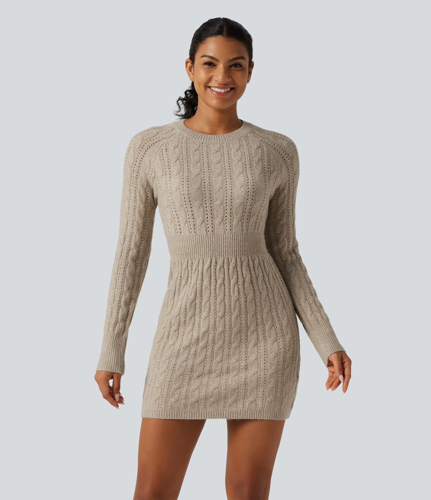 Robe pull mini moulante à encolure arrondie et manches longues raglan