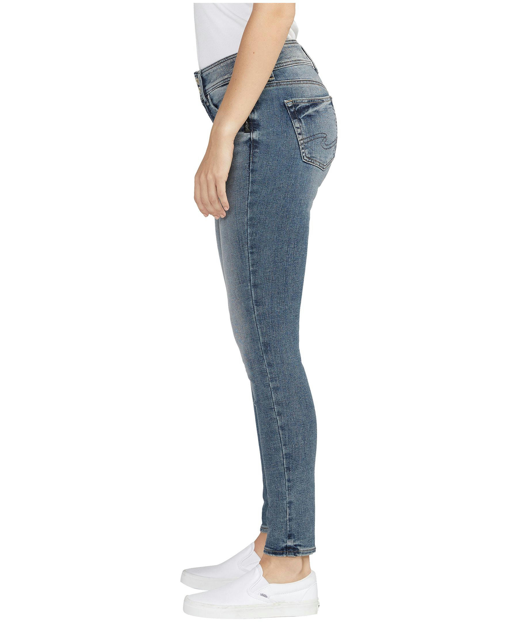 Silver Women's Suki Mid Rise Curvy Fit Skinny Jeans