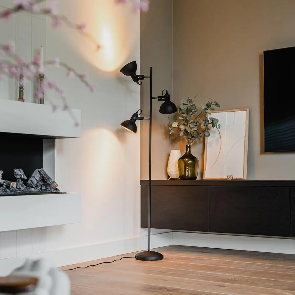 Qazqa vloerlamp tommy zwart e14