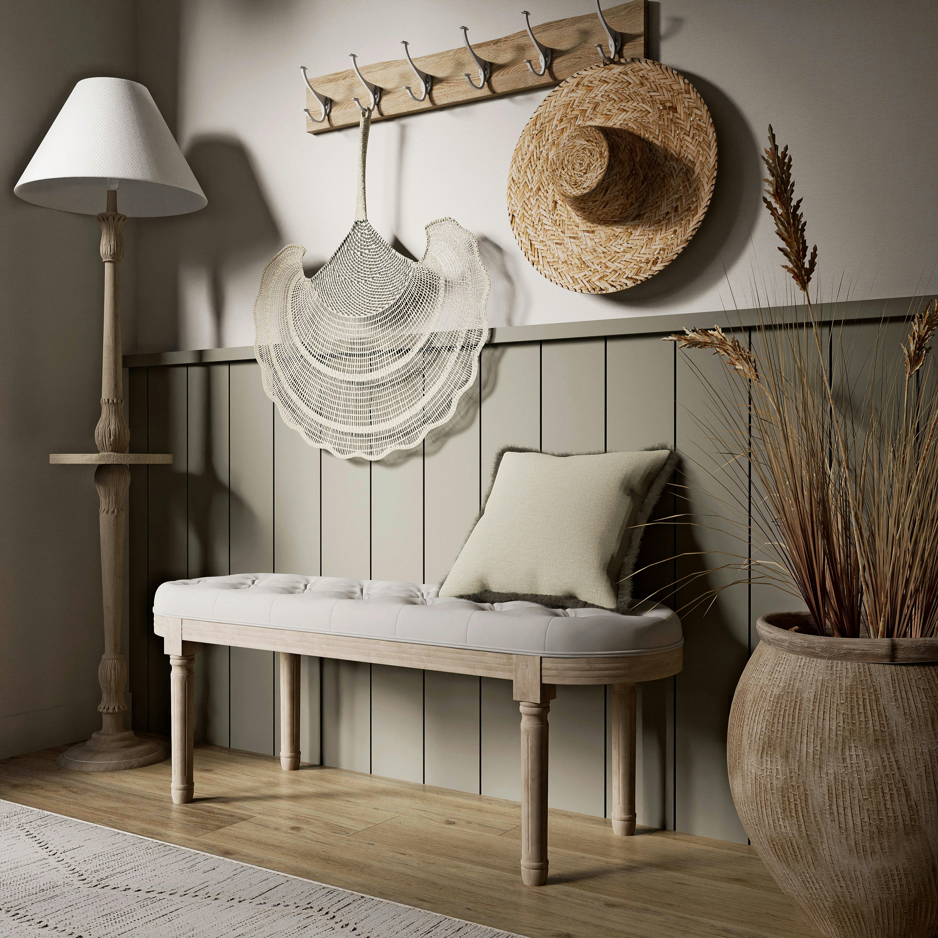 - Chapeau en algues tressées