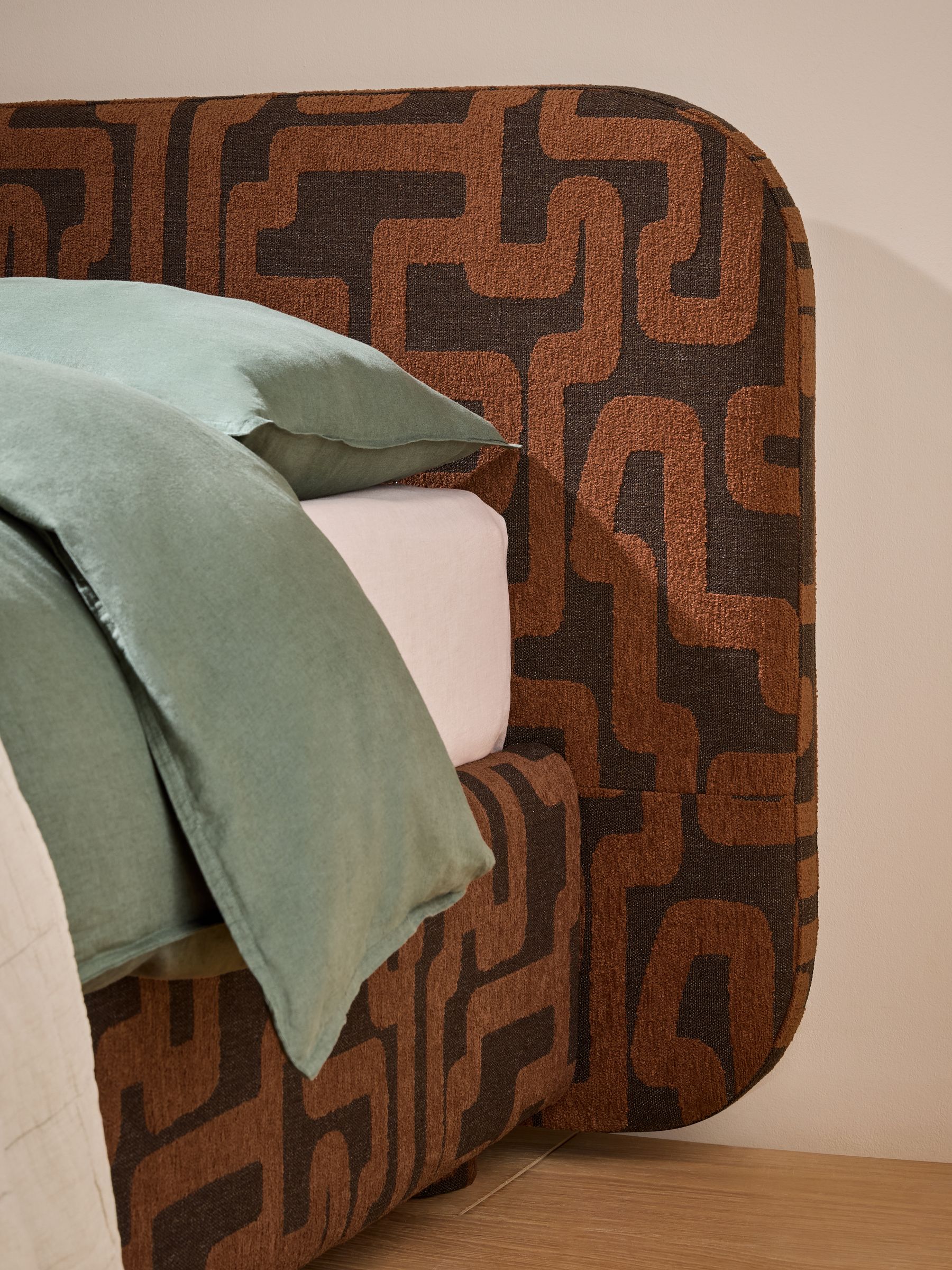 Hanson Ottoman Storage Bed in Clyde Abstract Chocolate Brown