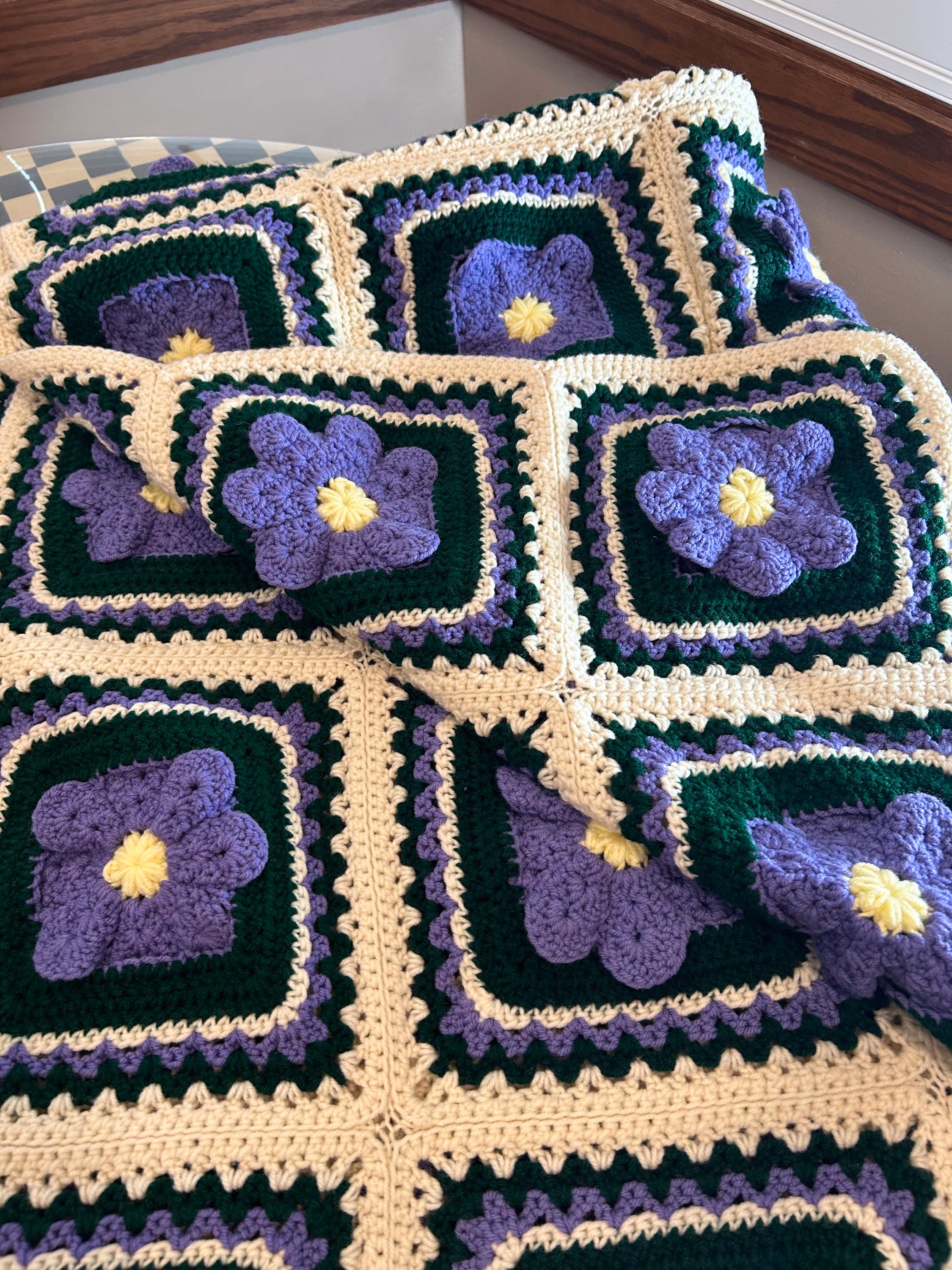 New Handmade Crochet Granny Squares 3D Flowers Afghan Blanket 44x66 Purple Green Cream Yellow Pansy Daisy Violets