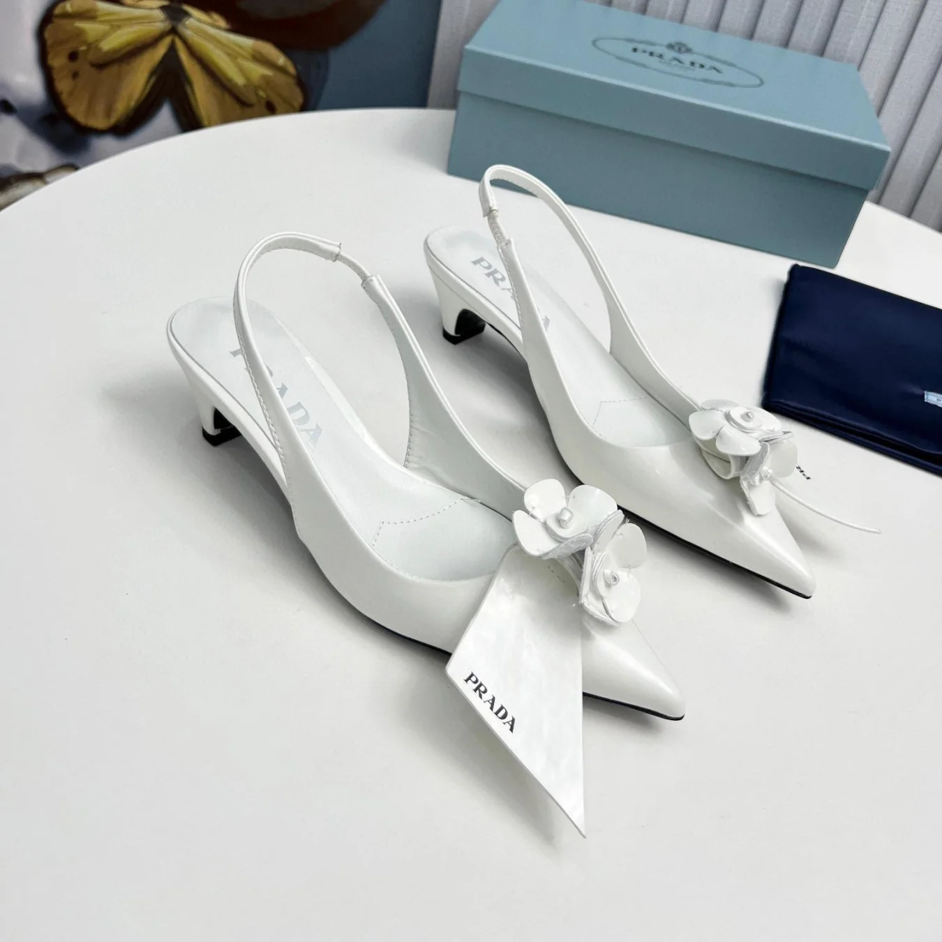 Prada  Leather Temperament Piece  Sandals Slide