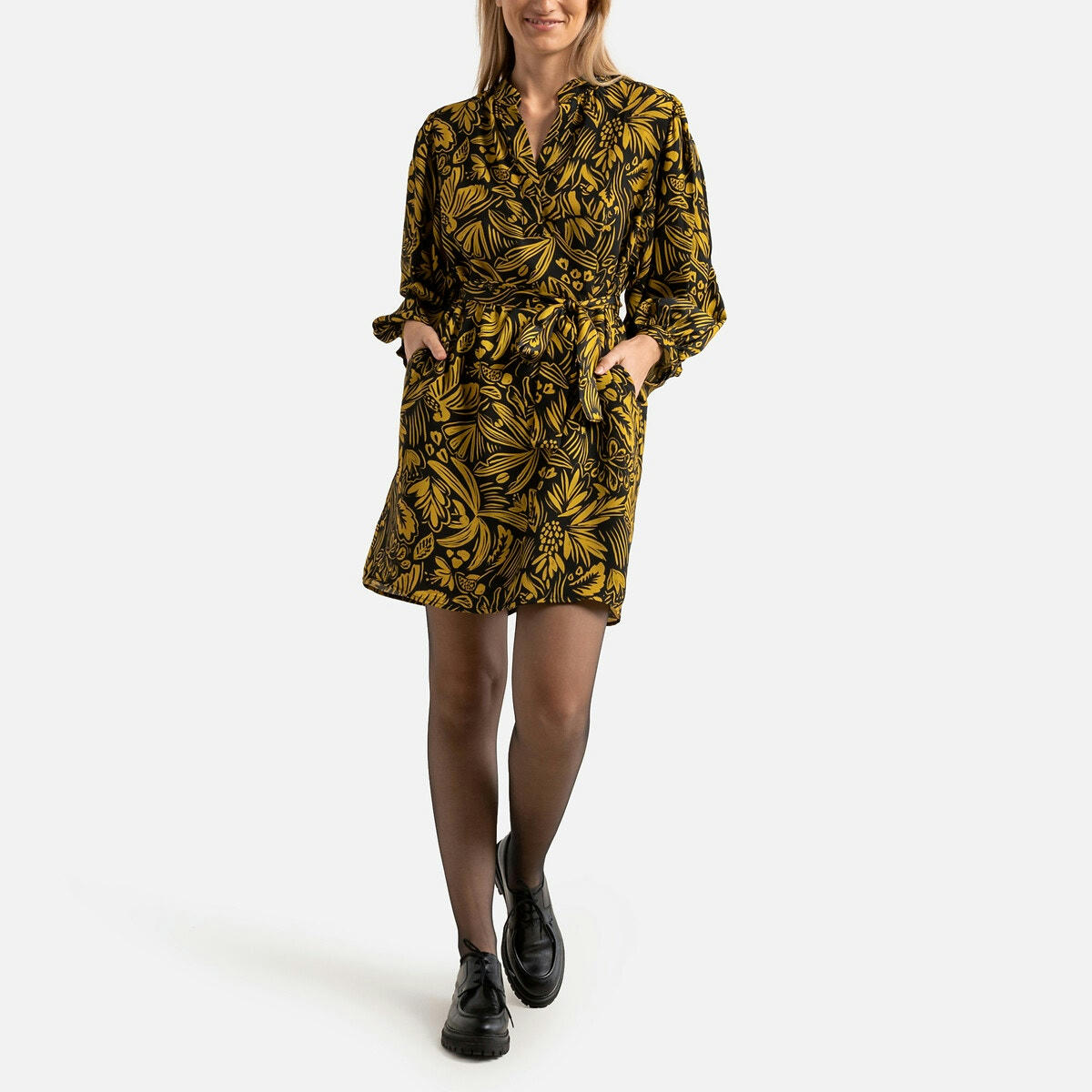 Robe courte imprimée, manches longues