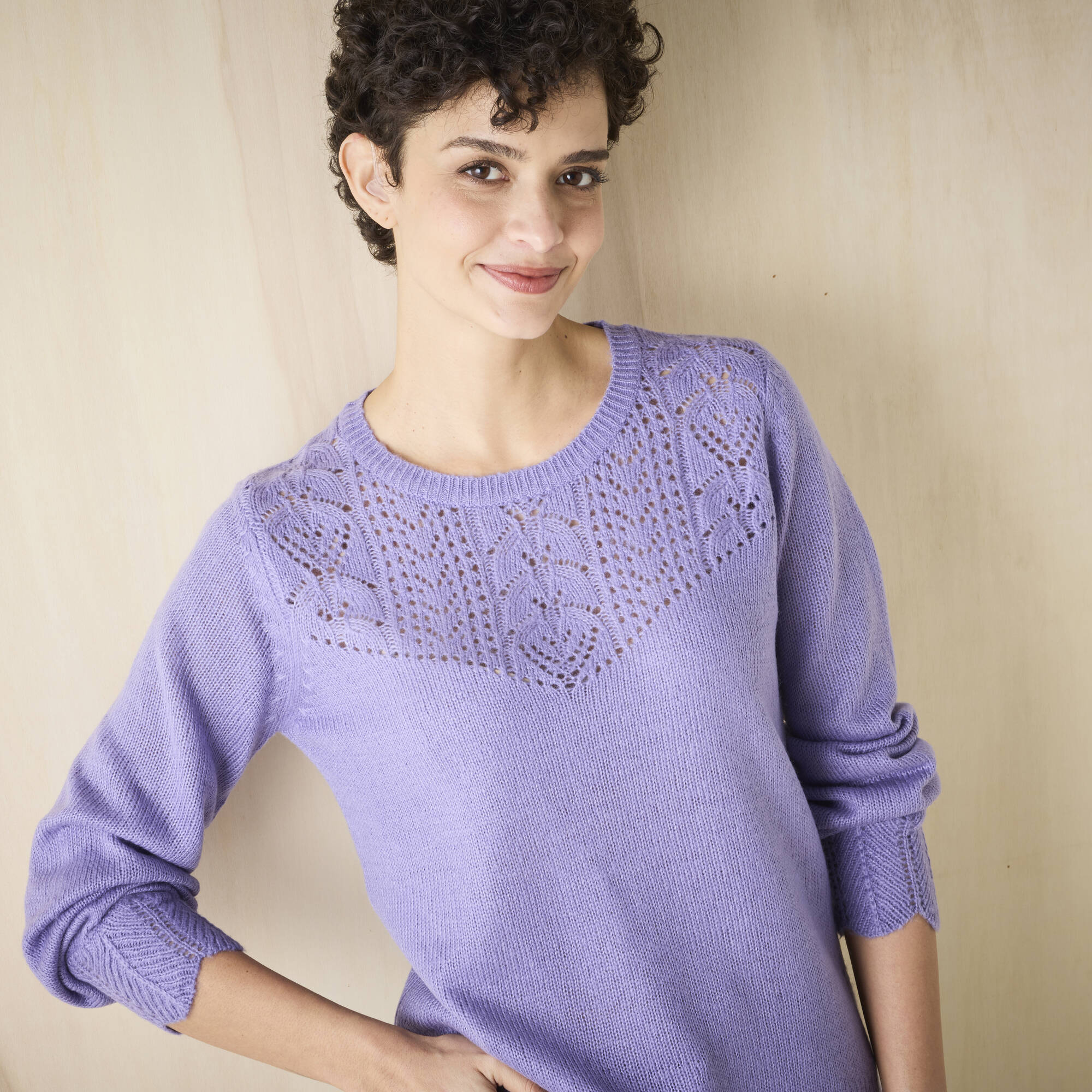 Pull col rond maille ajourée, toucher doux