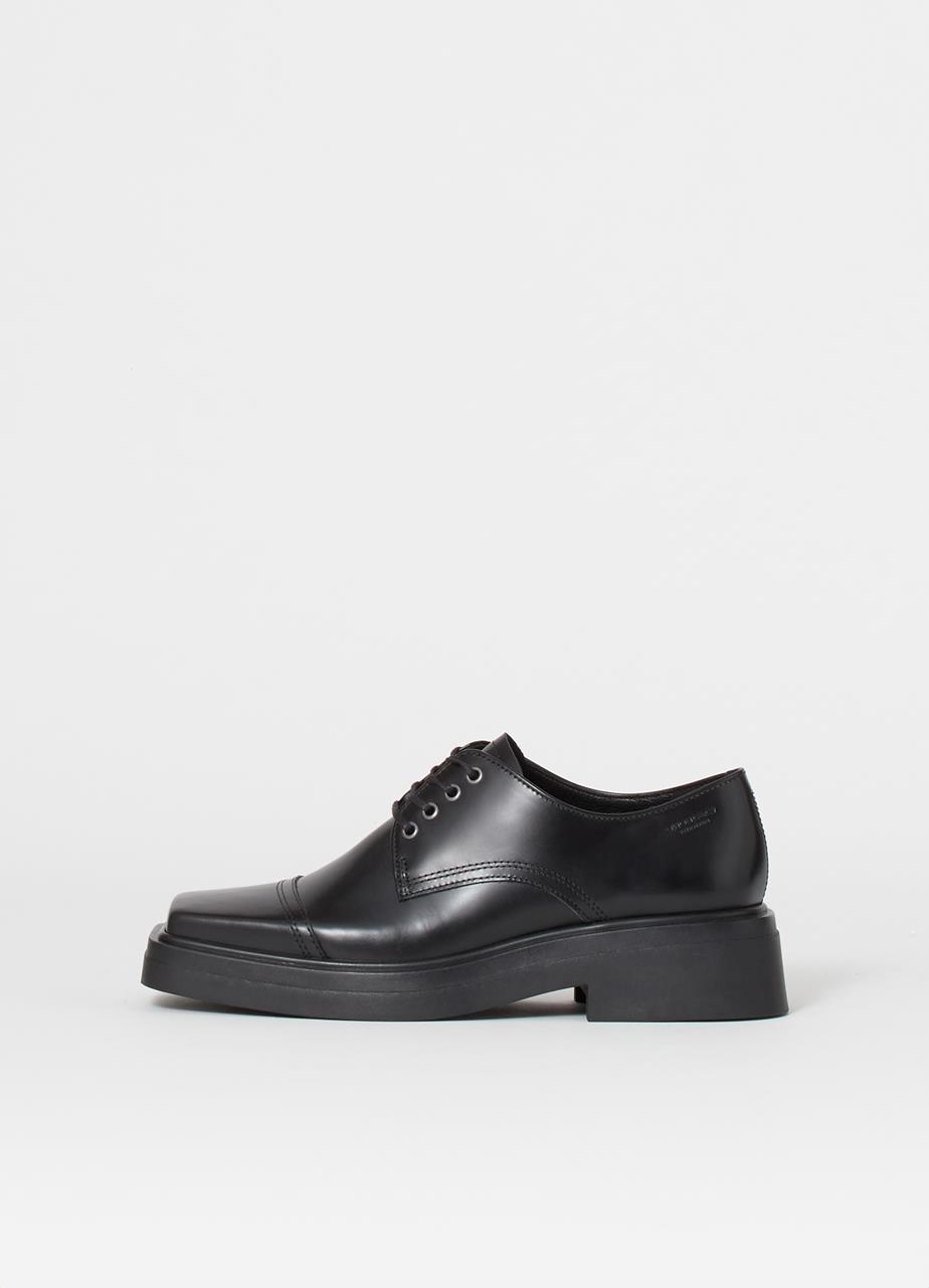 Eyra Shoes