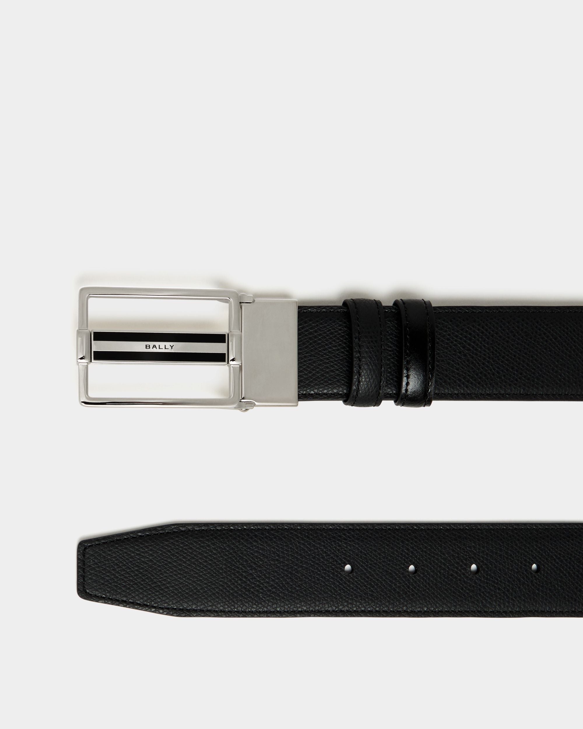 Verstellbarer eleganter Wendegürtel aus schwarzem Leder