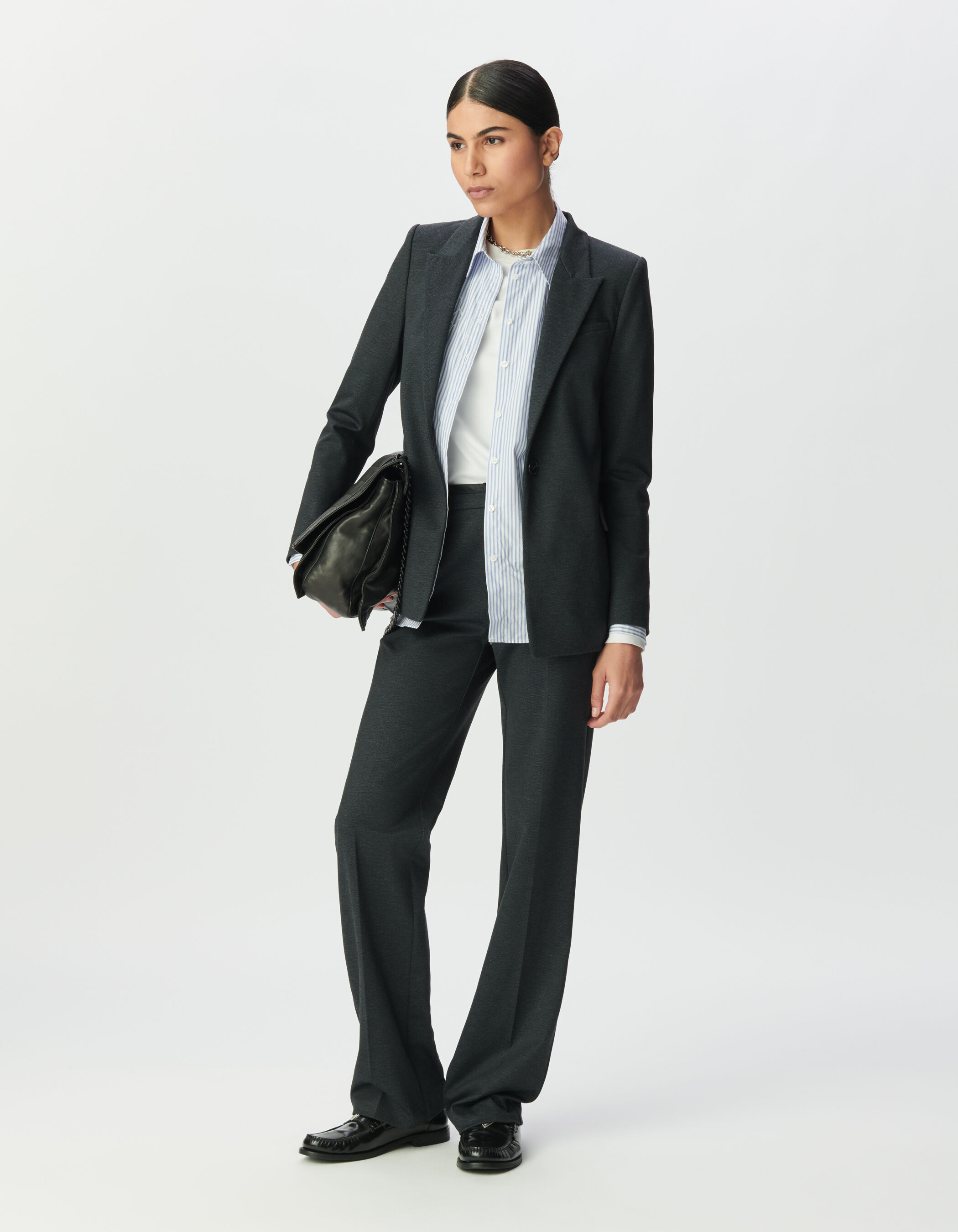 Veste de tailleur grise motif chevrons à parementure Femme