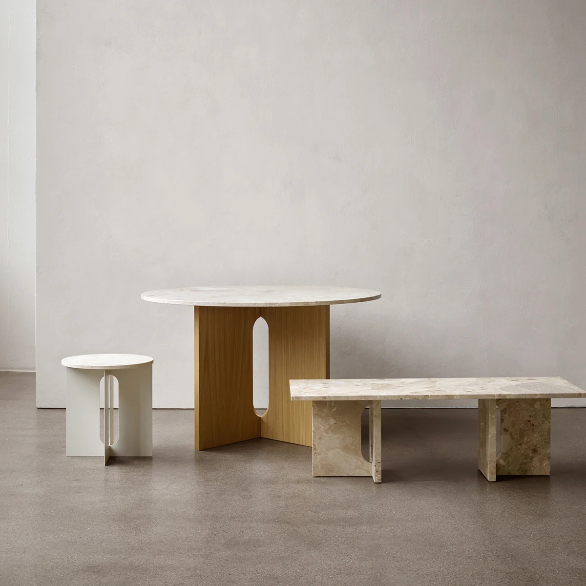 Audo - Androgyne Lounge Table, 120 x 45 cm, sand