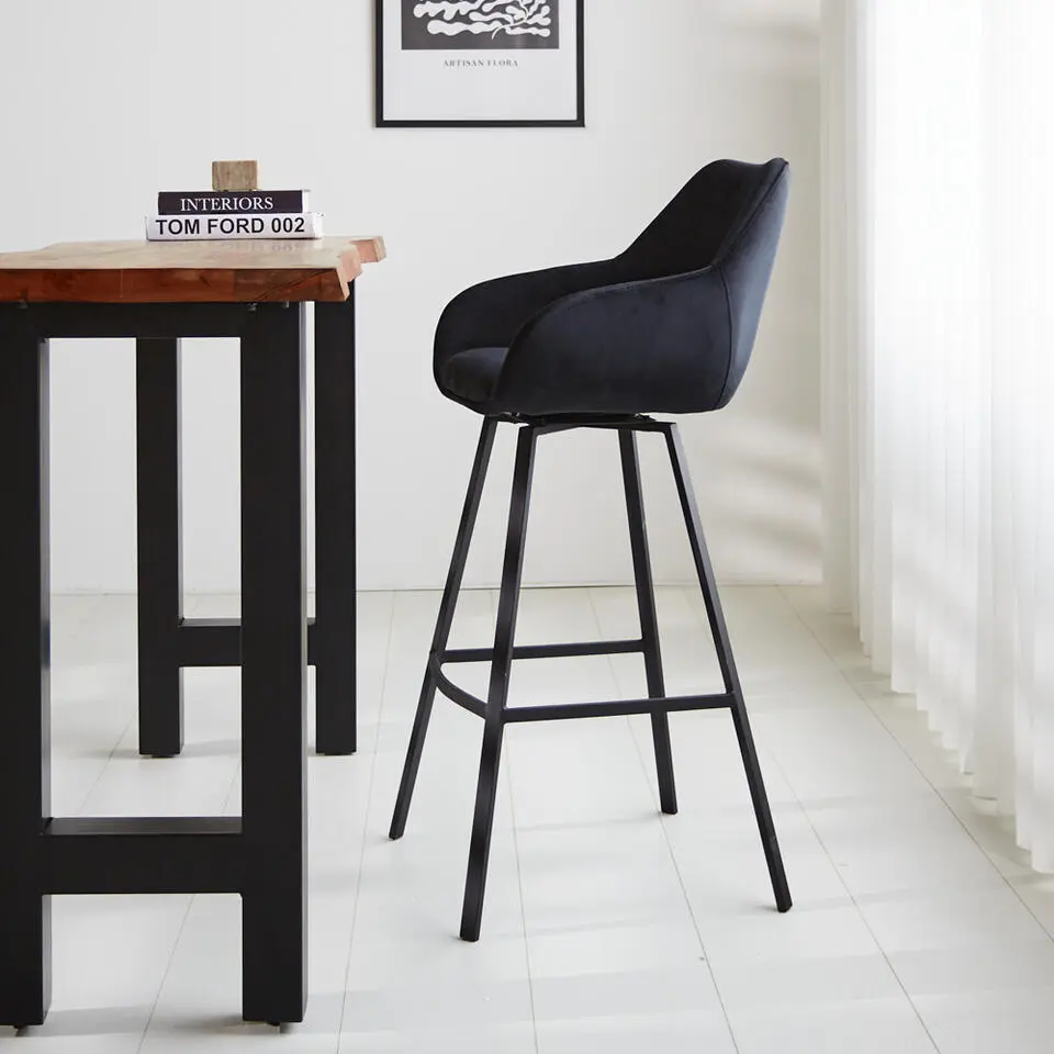 Barkruk Elise velvet zwart draaibaar met armleuning Zithoogte 79 cm Stof