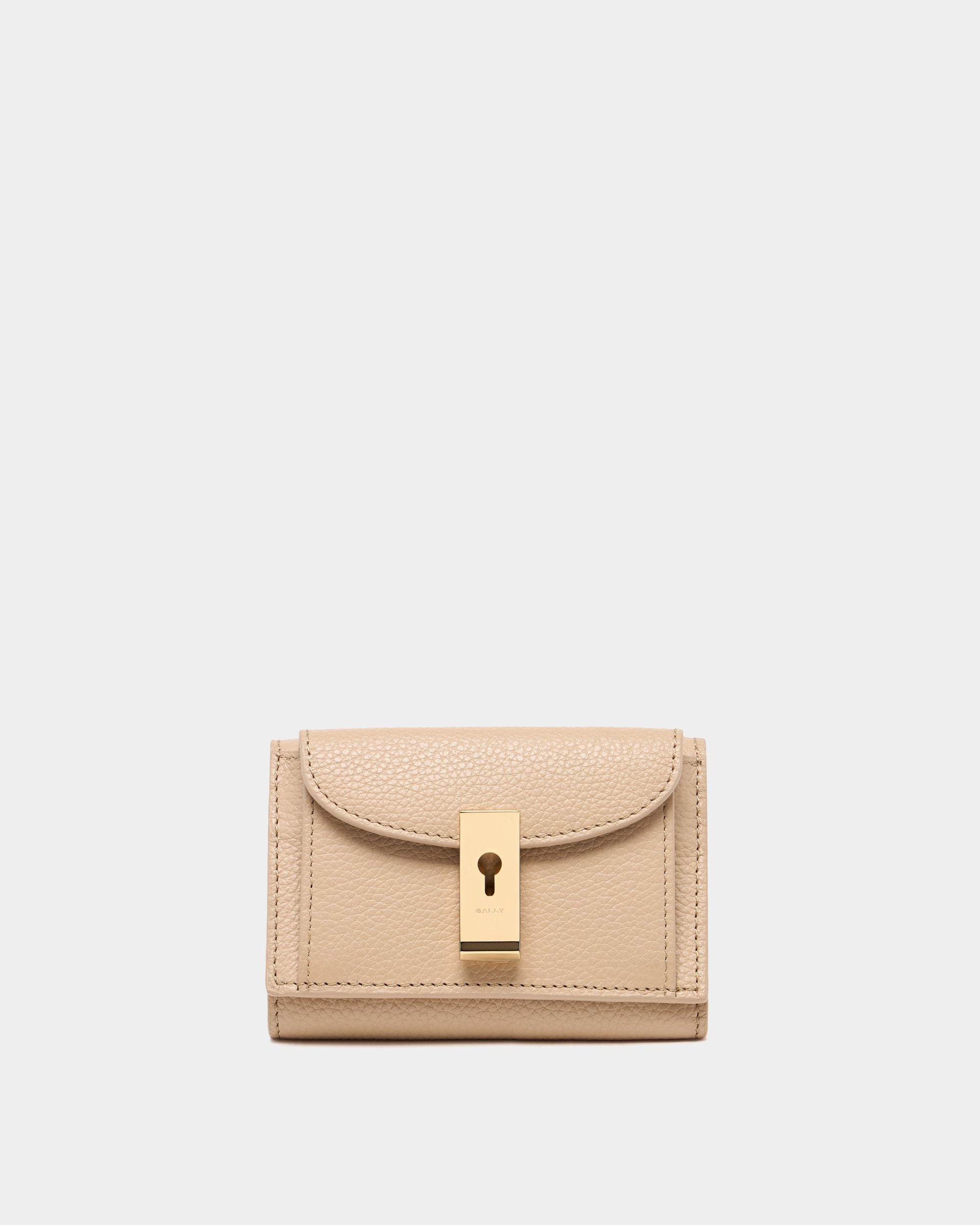 Lock Me Geldbörse aus genarbtem Leder in Light Beige