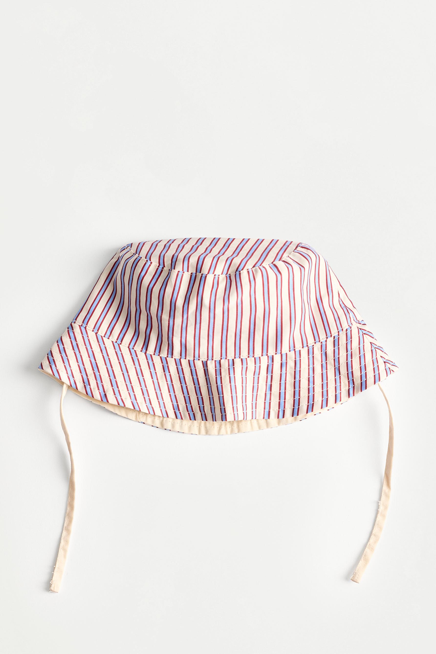 Gorro bucket rayas