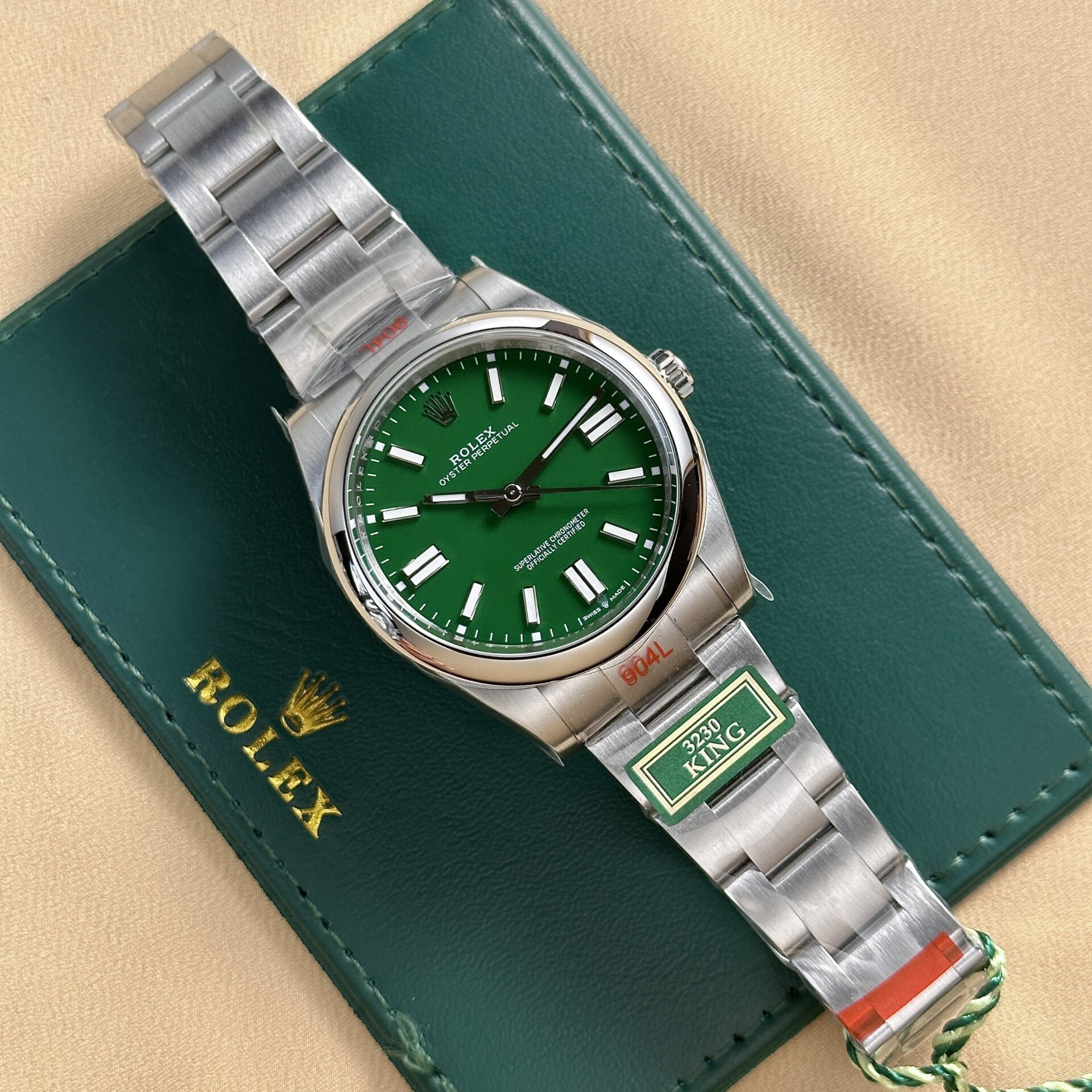 Rolex Oyster Perpetual 124300 316L Steel Green Dial 41mm Oyster AAA Replica