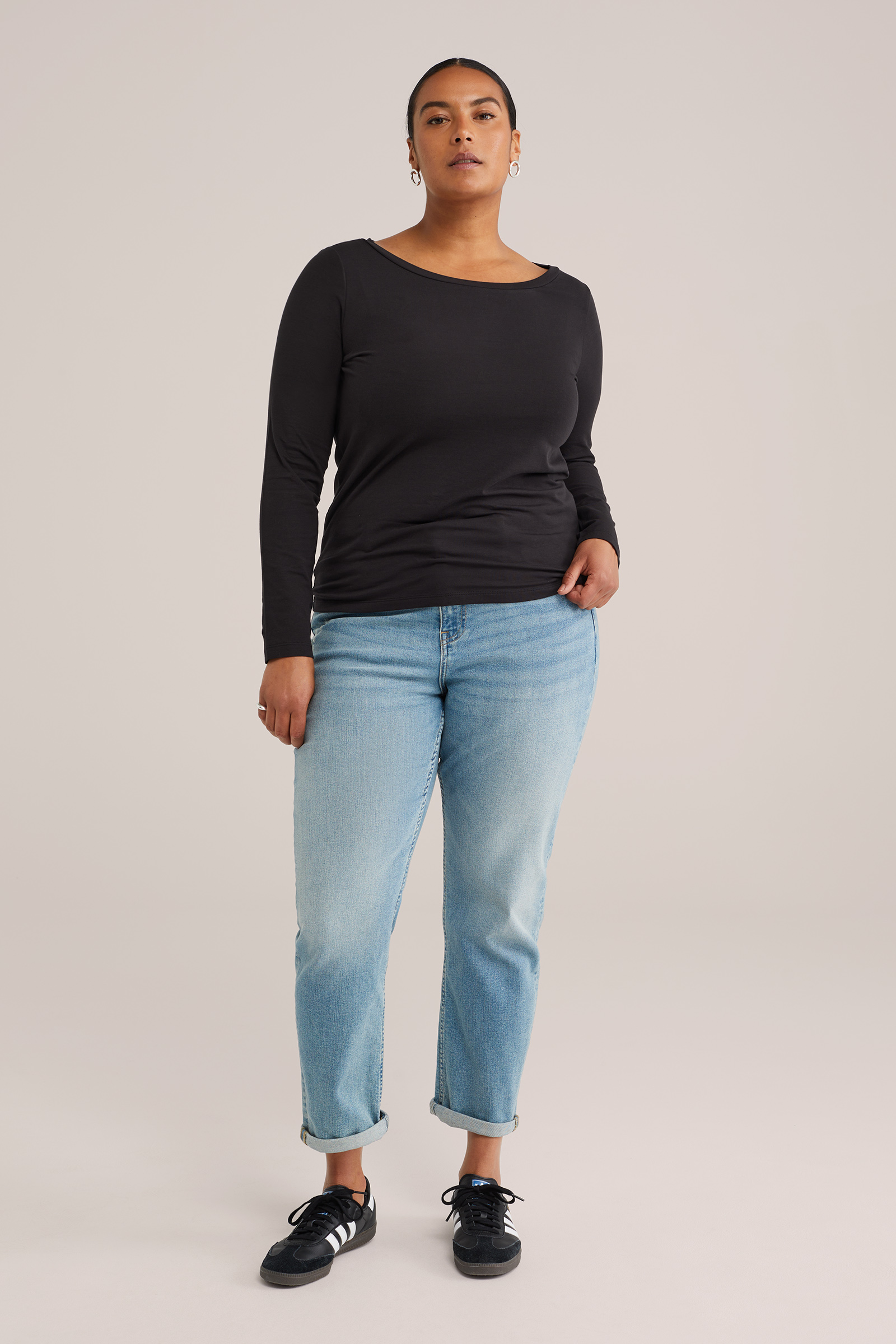 Dames T-shirt met boothals- Curve