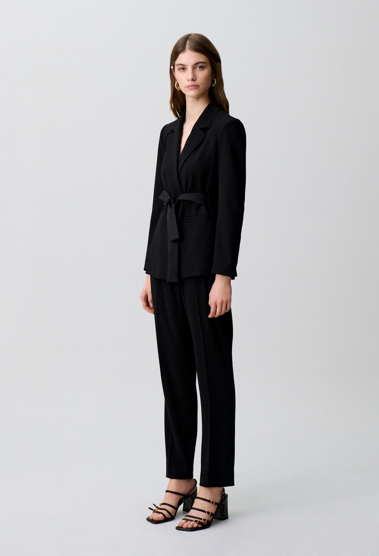 Veste tailleur ceinturée