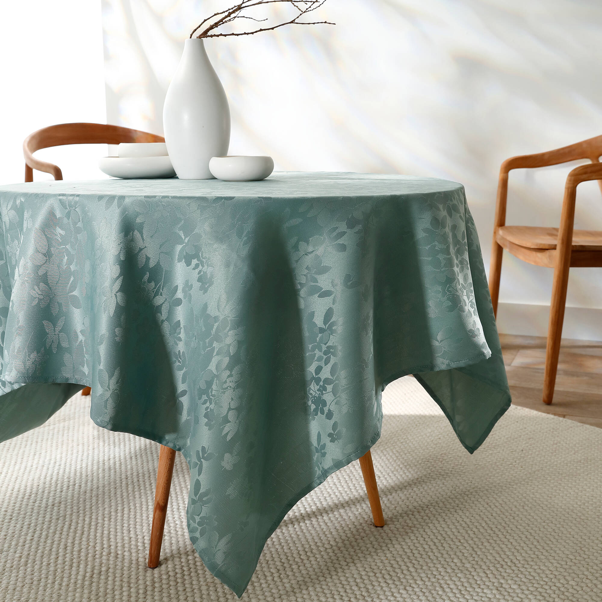 Nappe damassée feuillages Colombine&reg;