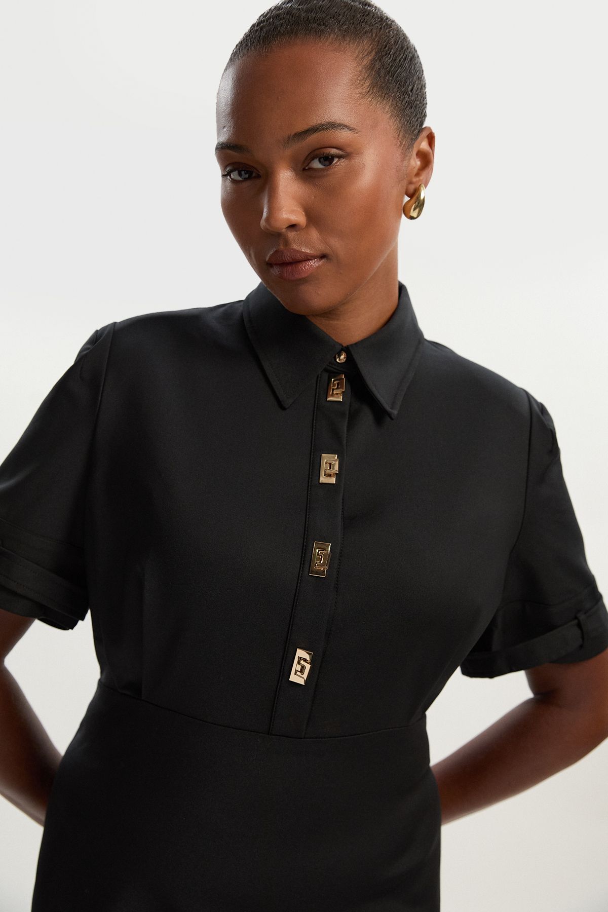 KarenMillen Plus Size Essential Techno Short Sleeve Woven Shirt Dress With Gold Hardware