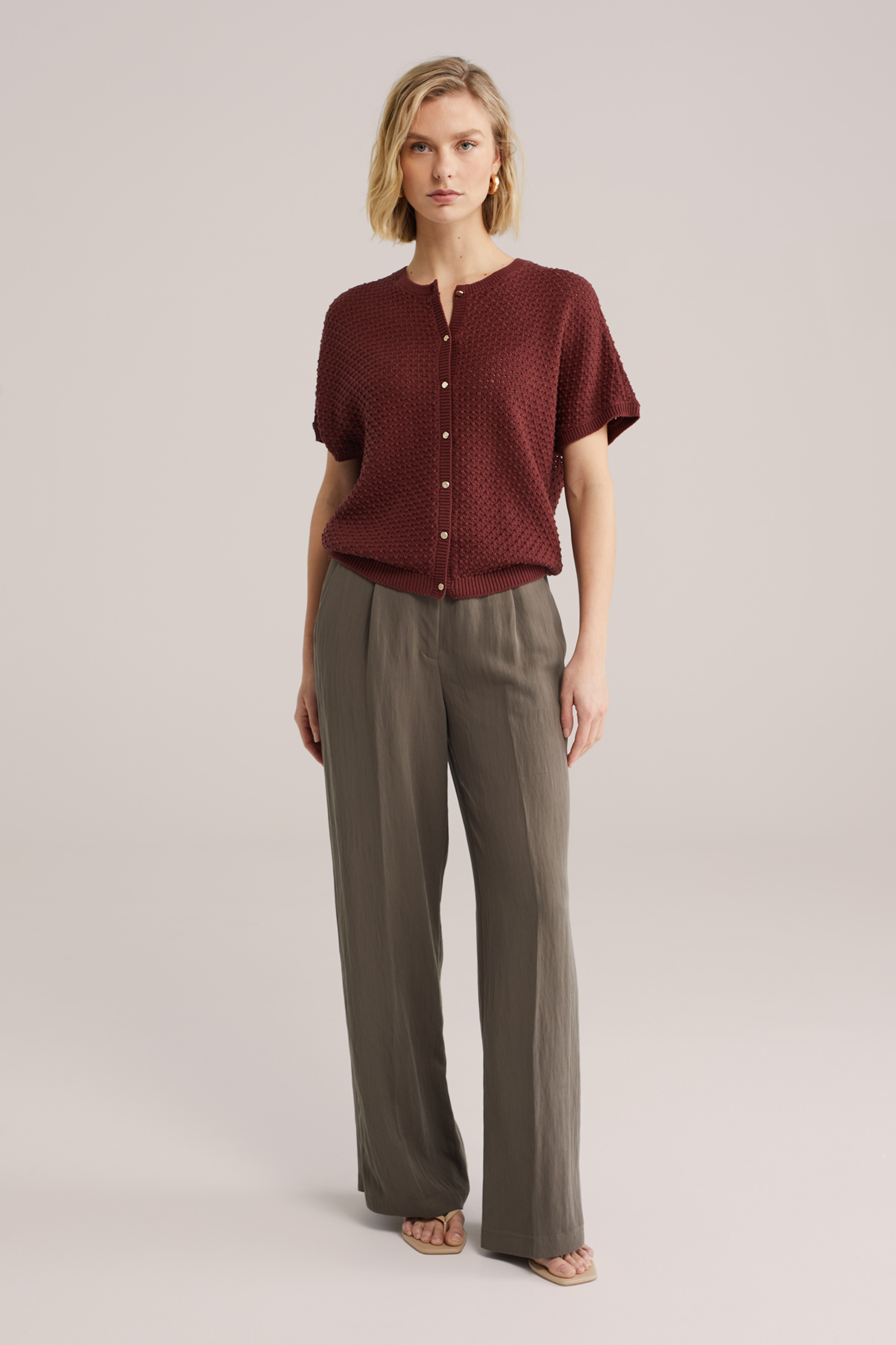 Dames vest met opengewerkt structuur