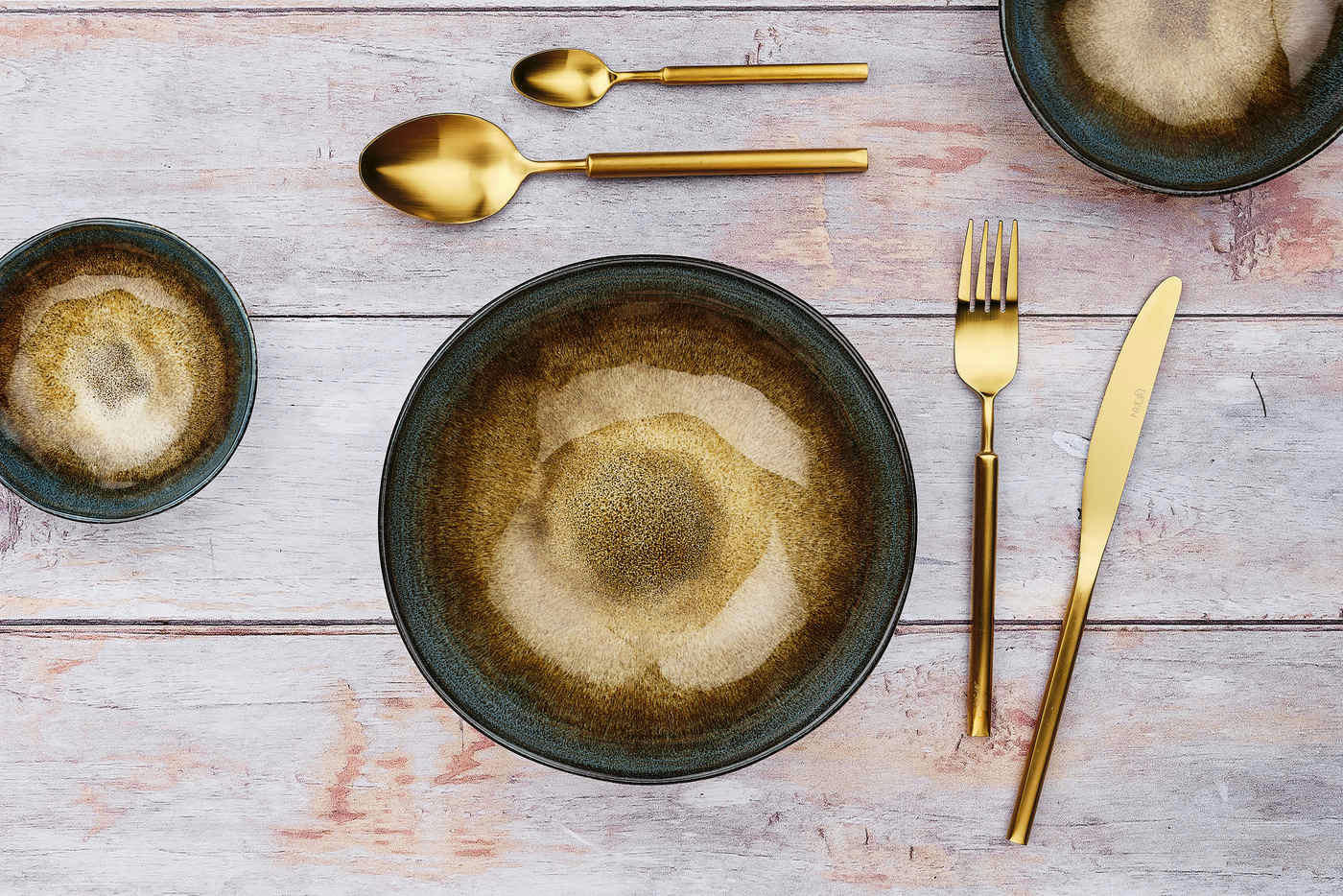 NUDE - Lot de 24 couverts de table en inox or