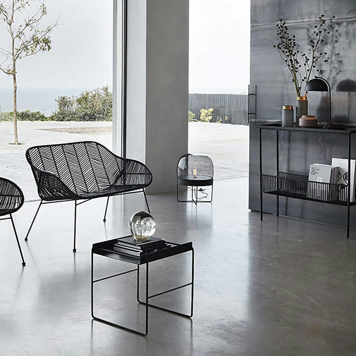 EYRIE - Table console en métal noir